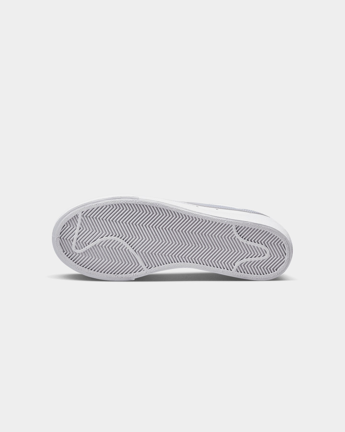 Nike Women's Blazer Low Platform Sail/Indigo Haze、mySite、zt4zffjzw