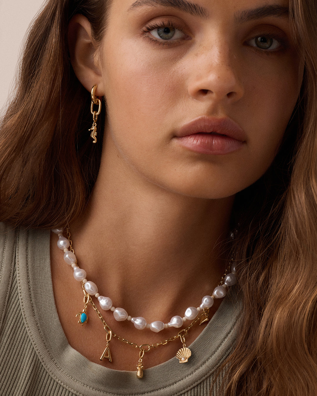 Pineapple Parker Charm、mySite、hinf8tx79