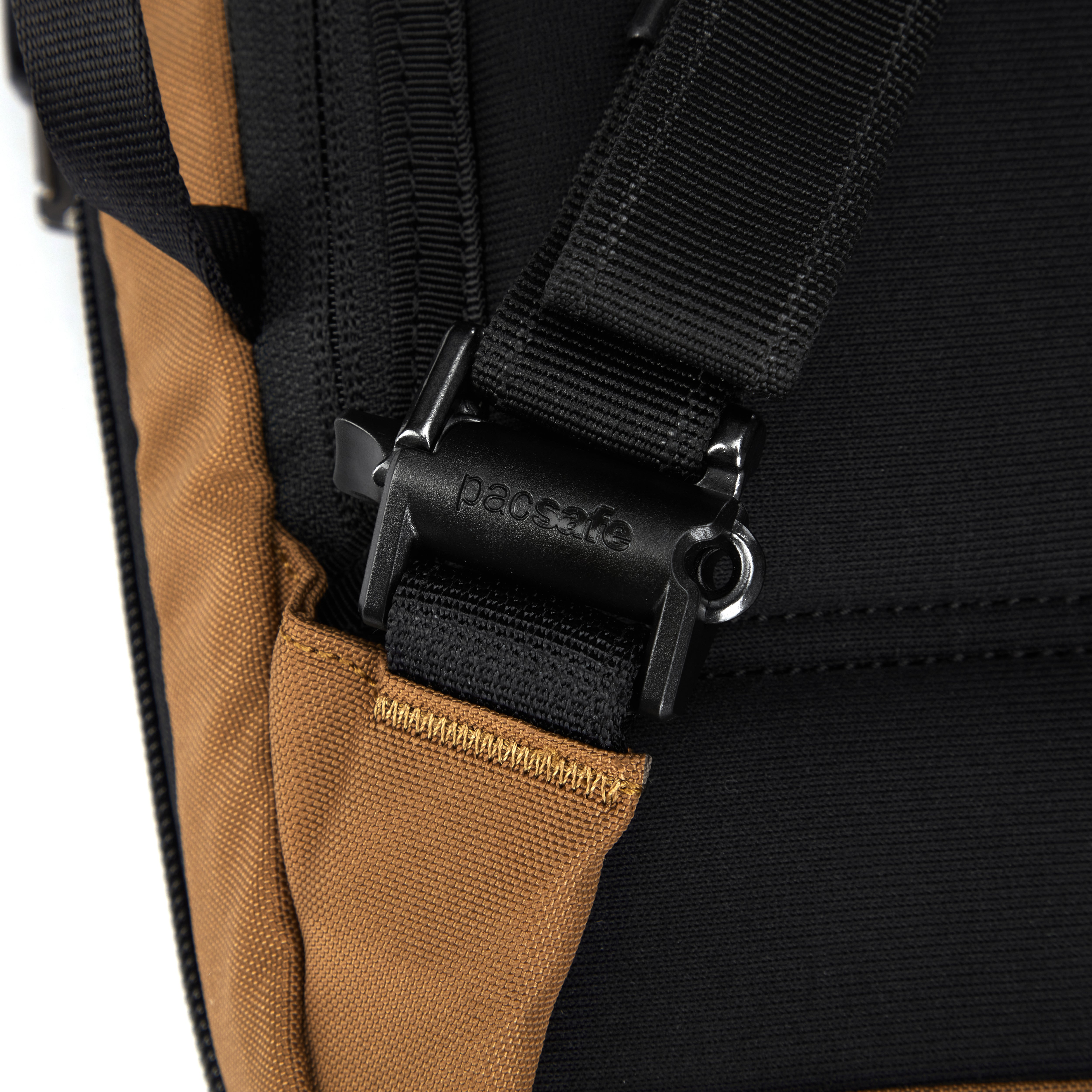 Pacsafe® V anti-theft Commuter Backpack (Fits 13 / 16 Laptop)、mySite、garagedoors4me