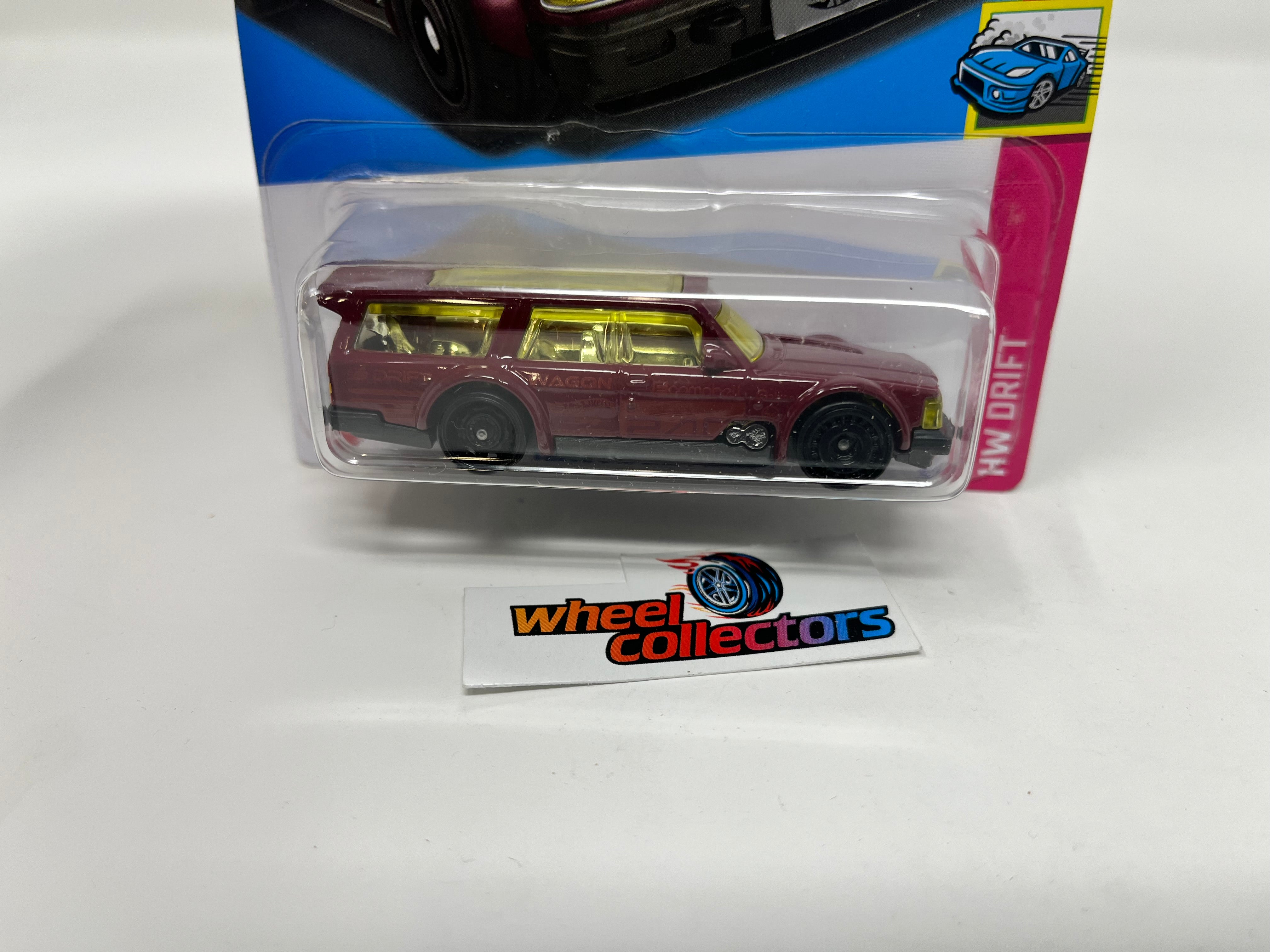 Volvo 240 Drift Wagon #232 * Red * 2022 Hot Wheels USA Card、mySite、hgirdovlk