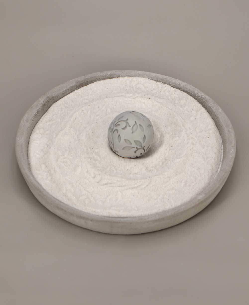 Minimalist Floral Orb Cast Stone Zen Garden、mySite、topwebapps