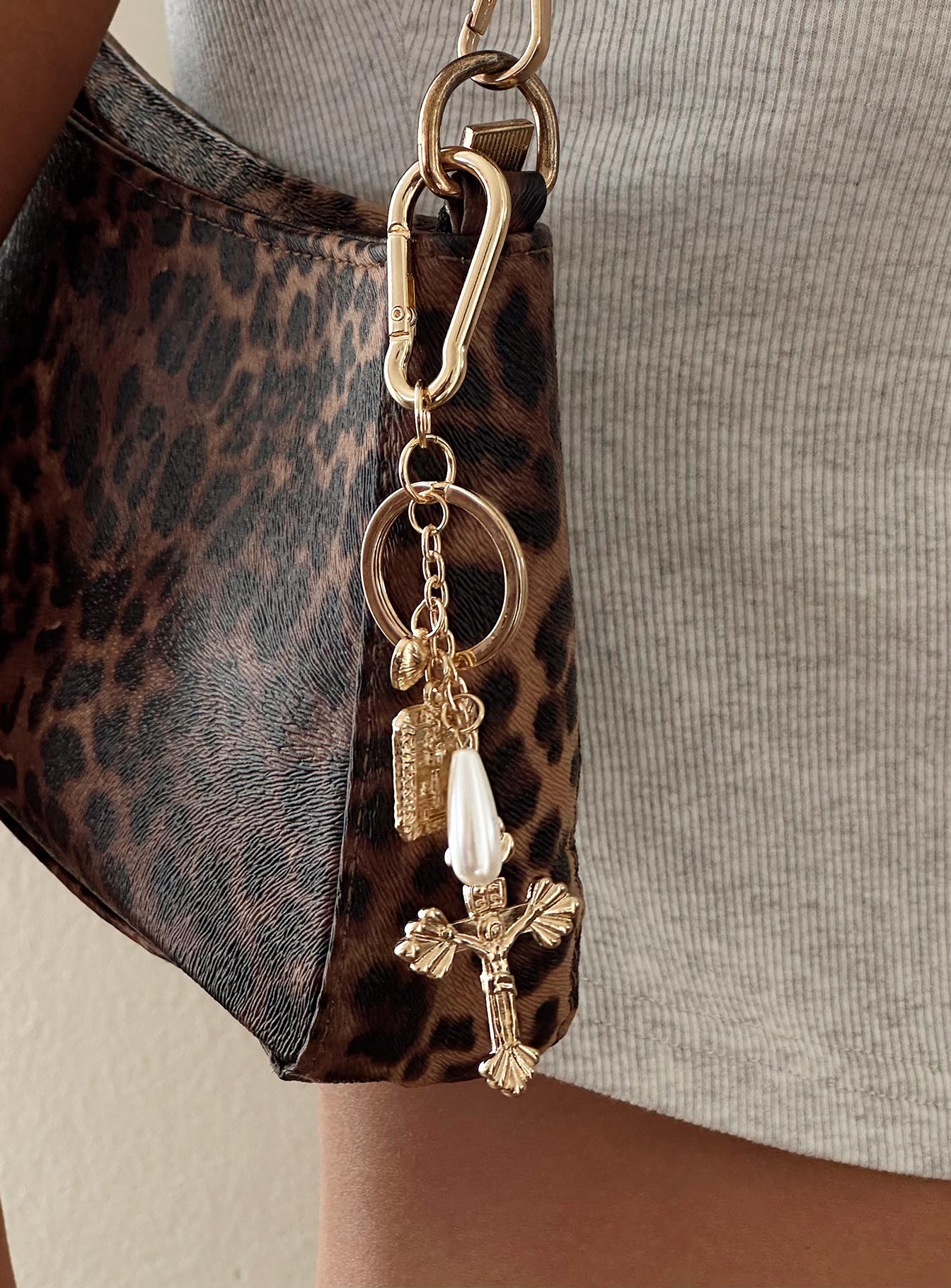 Roll The Dice Key Chain Gold、mySite、solidvoid