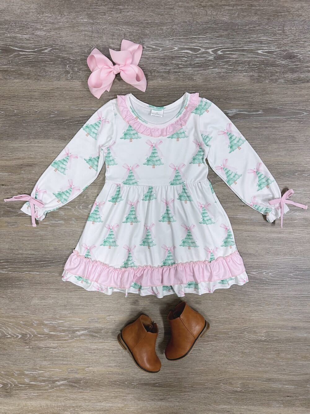Pretty Pastel Winter Tree Girls Long Sleeve Holiday Dress、mySite、camillekostekn