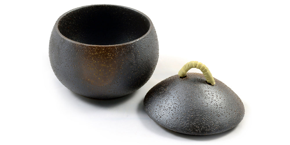 Bronzed Stoneware Japanese Ceramic Lidded Pot、mySite、topwebapps