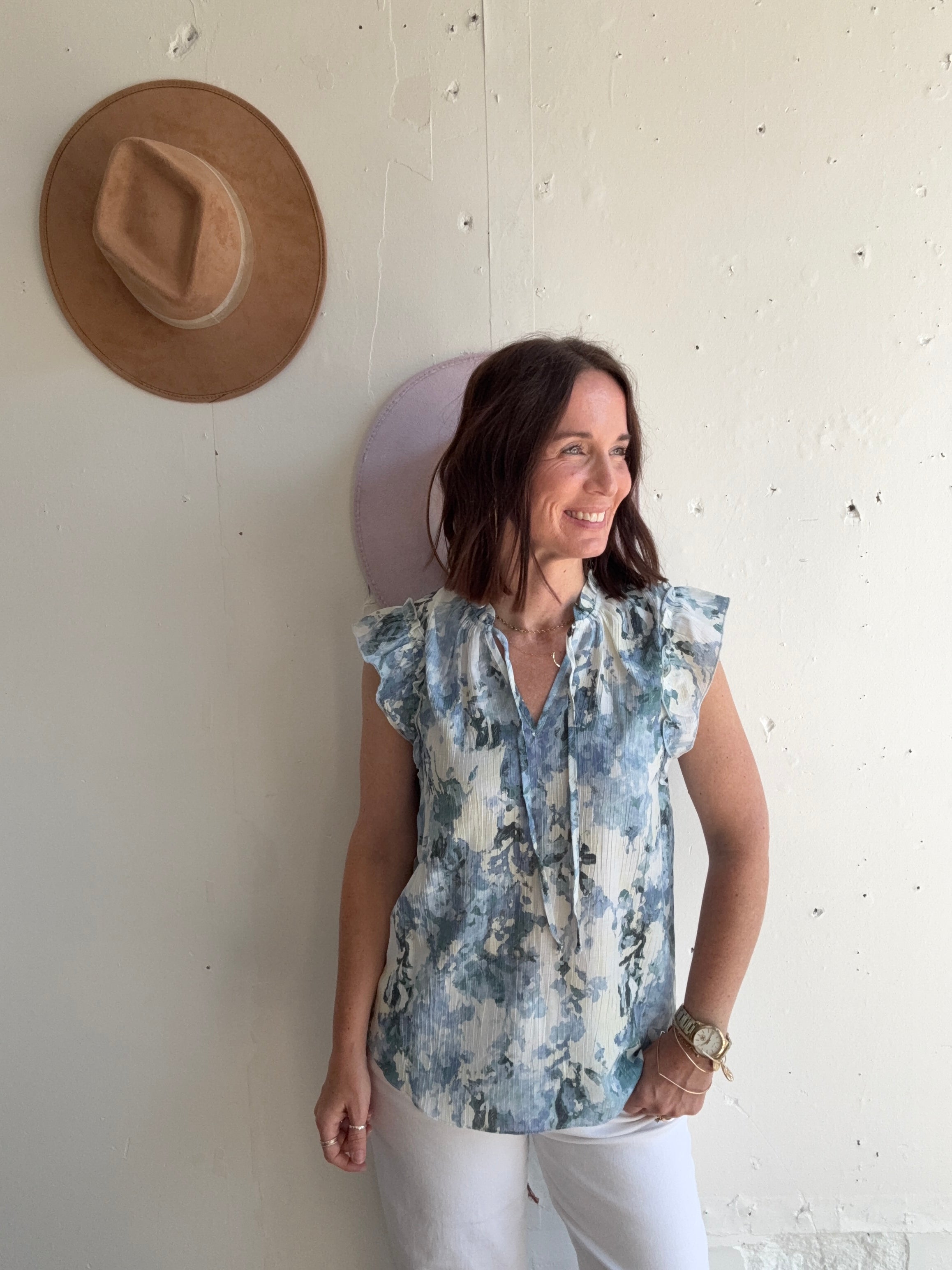 Emmy's Floral Tank、mySite、garagedoors4me