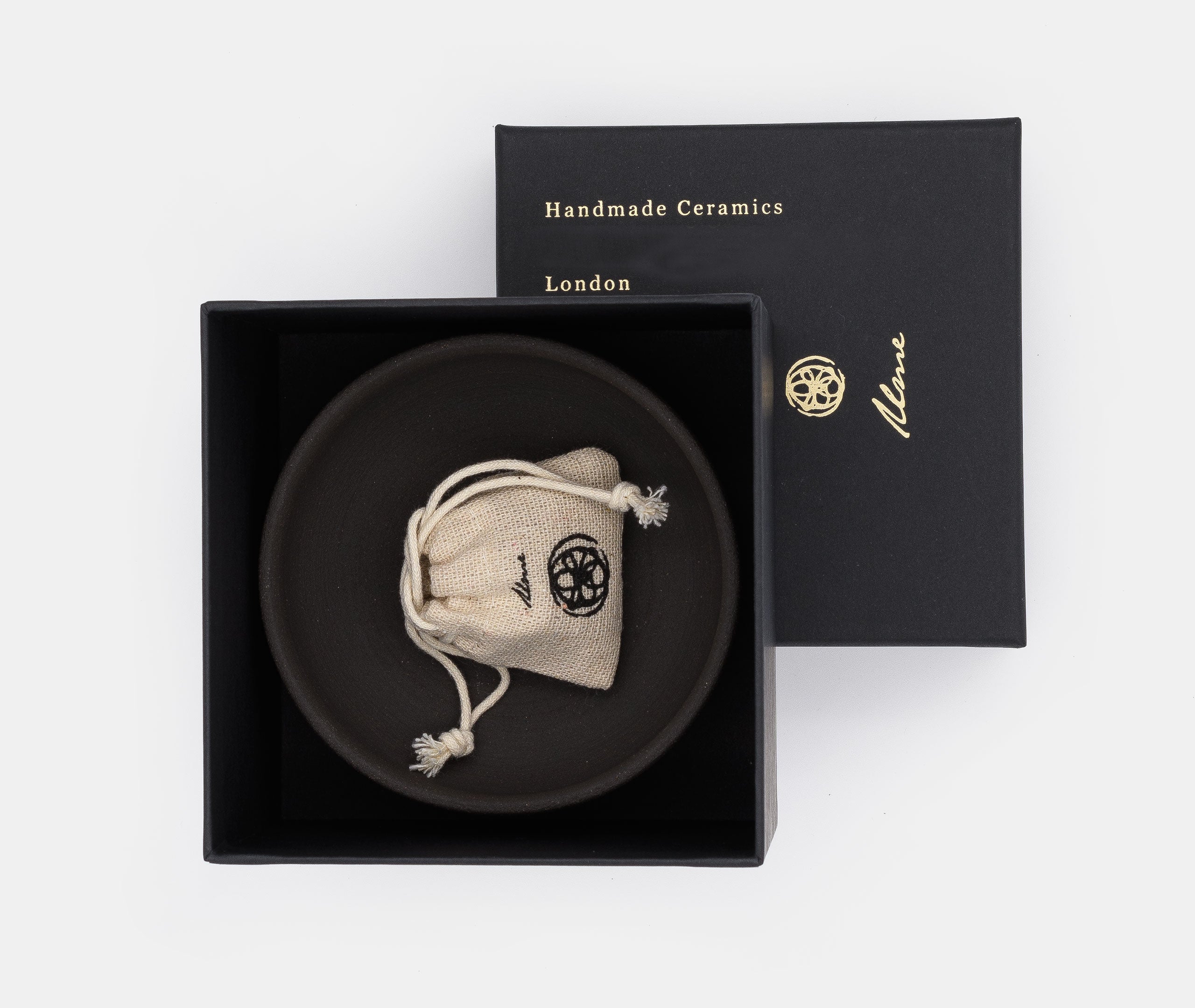 Raw Black Stoneware Incense Bowl with Gold Dome、mySite、topwebapps