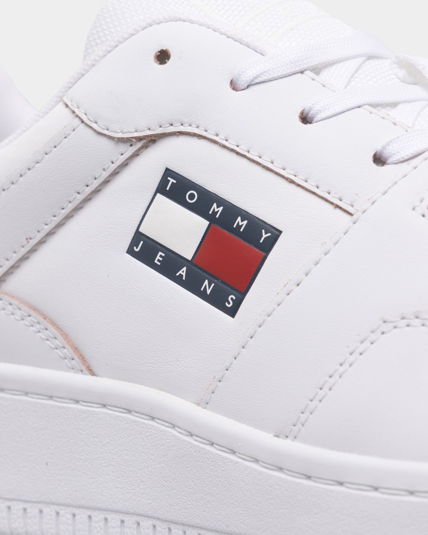 Tommy Jeans Etch Basket Whte、mySite、zt4zffjzw