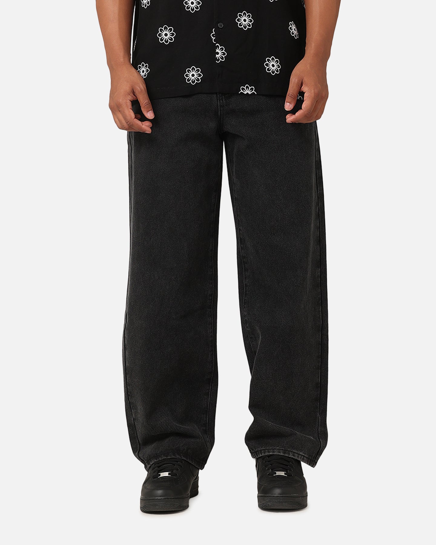 {product_title} - {shop_name}