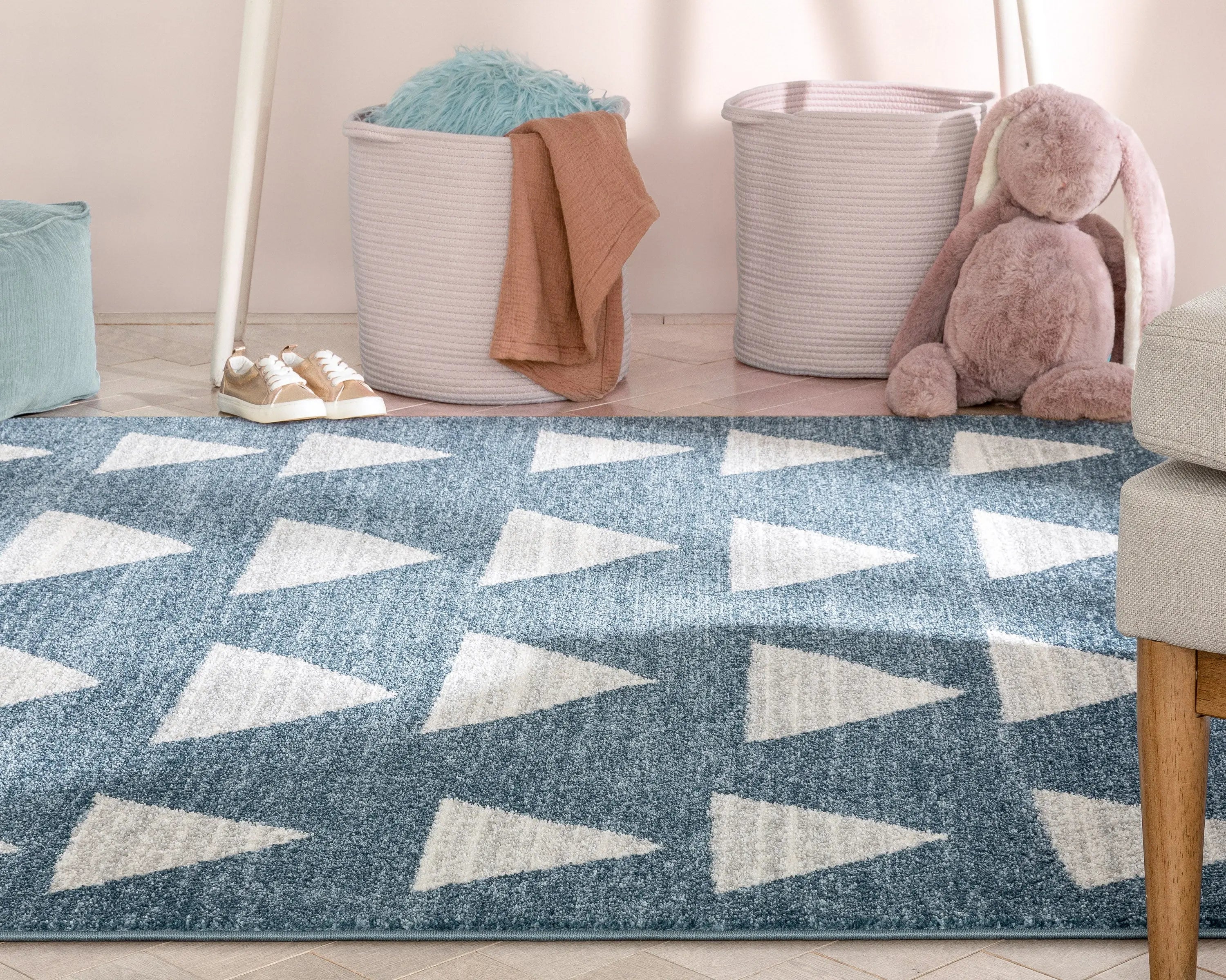 Triangles Modern Geometric Pattern Blue Kids Rug、mySite、gigharbornorthrealestate