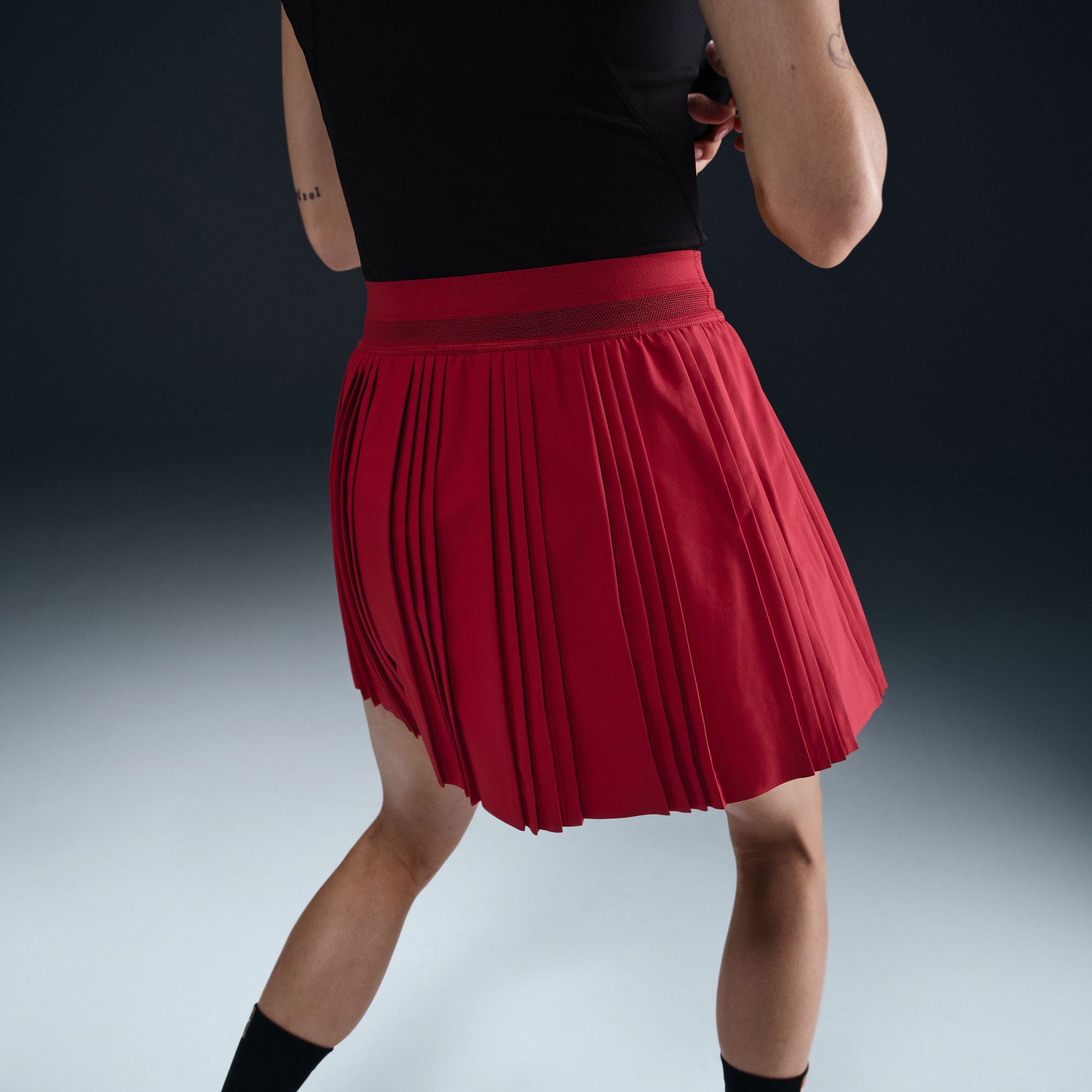 NikeCourt Advantage Women's Dri-FIT High-Waisted Pleated Tennis Skirt