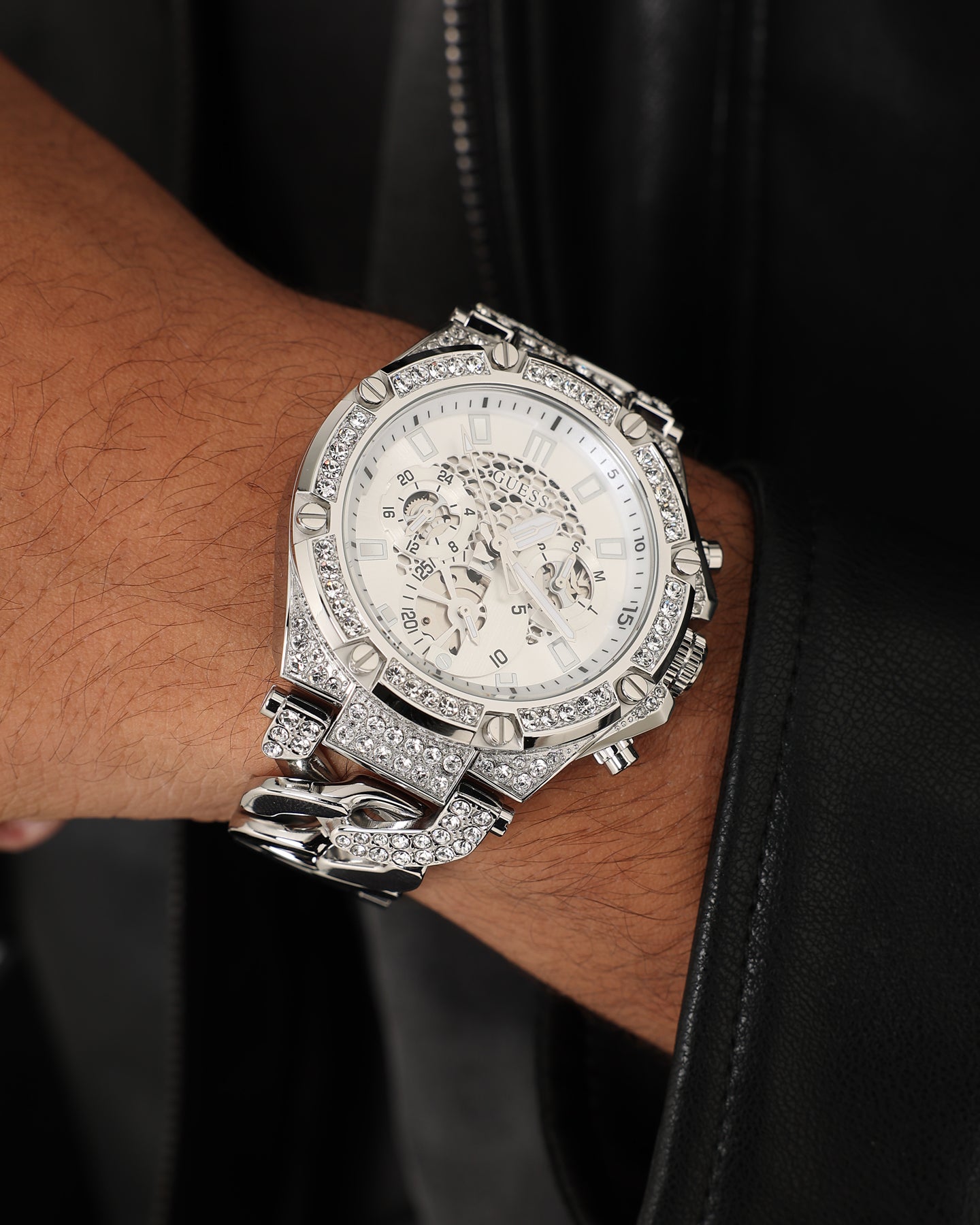 {product_title} - {shop_name}