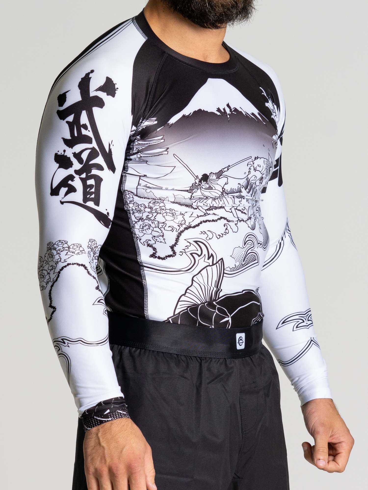 FUJI SAKANA Long Sleeve Rashguard、mySite、gigharbornorthrealestate