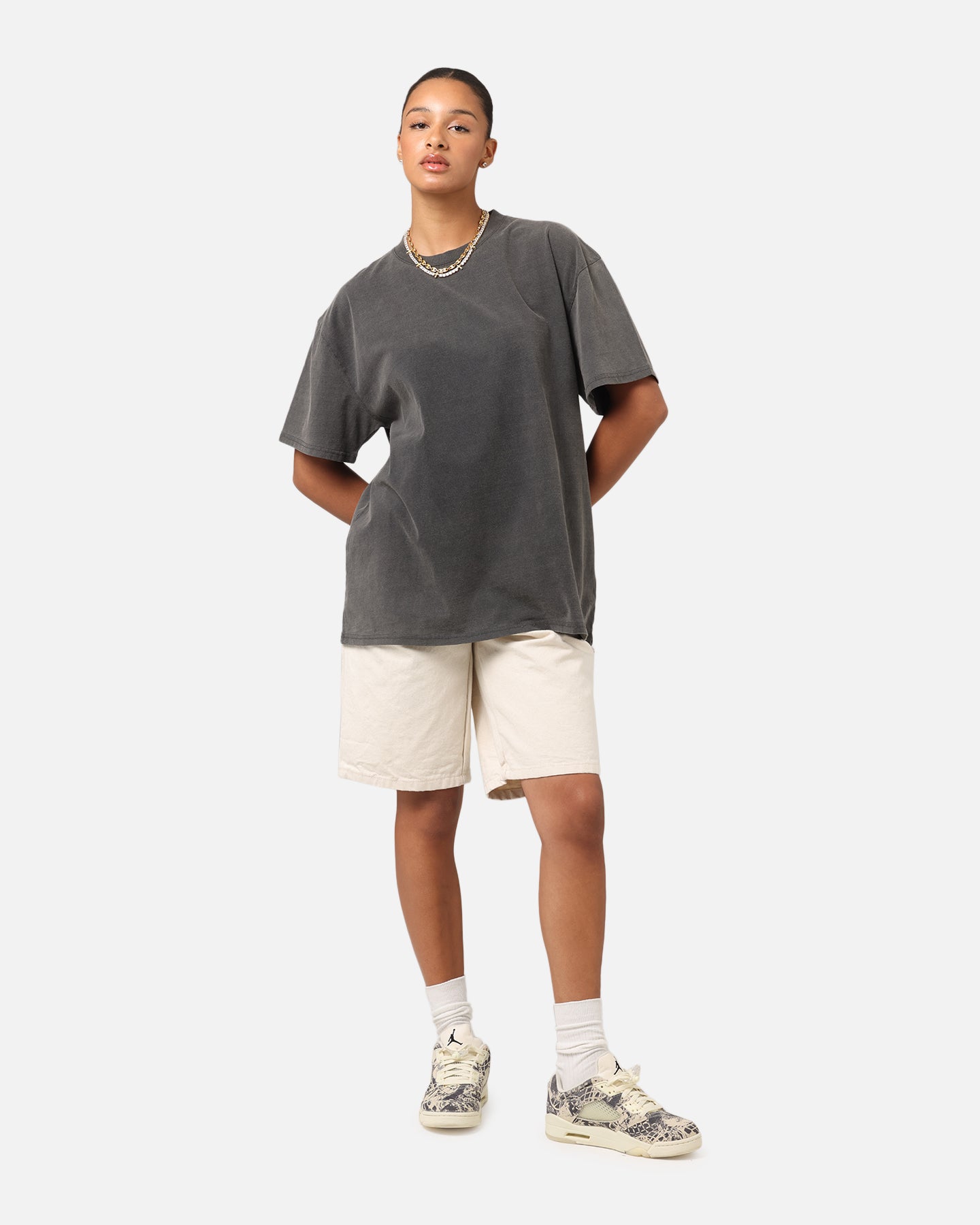 {product_title} - {shop_name}