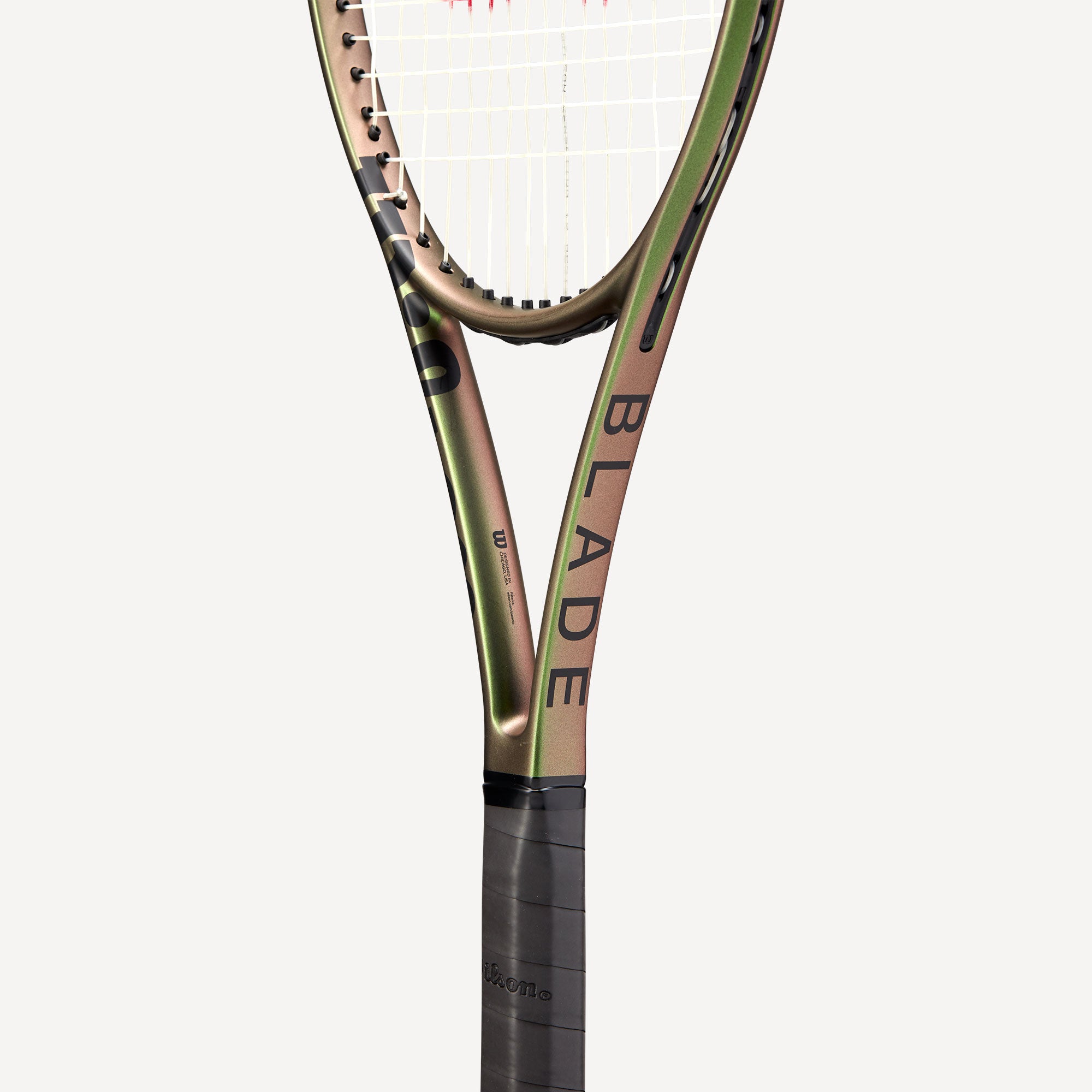 Wilson Blade 98 16x19 V8 Tennis Racket