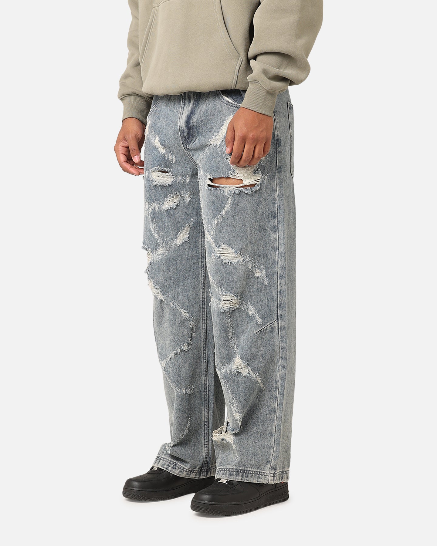 {product_title} - {shop_name}