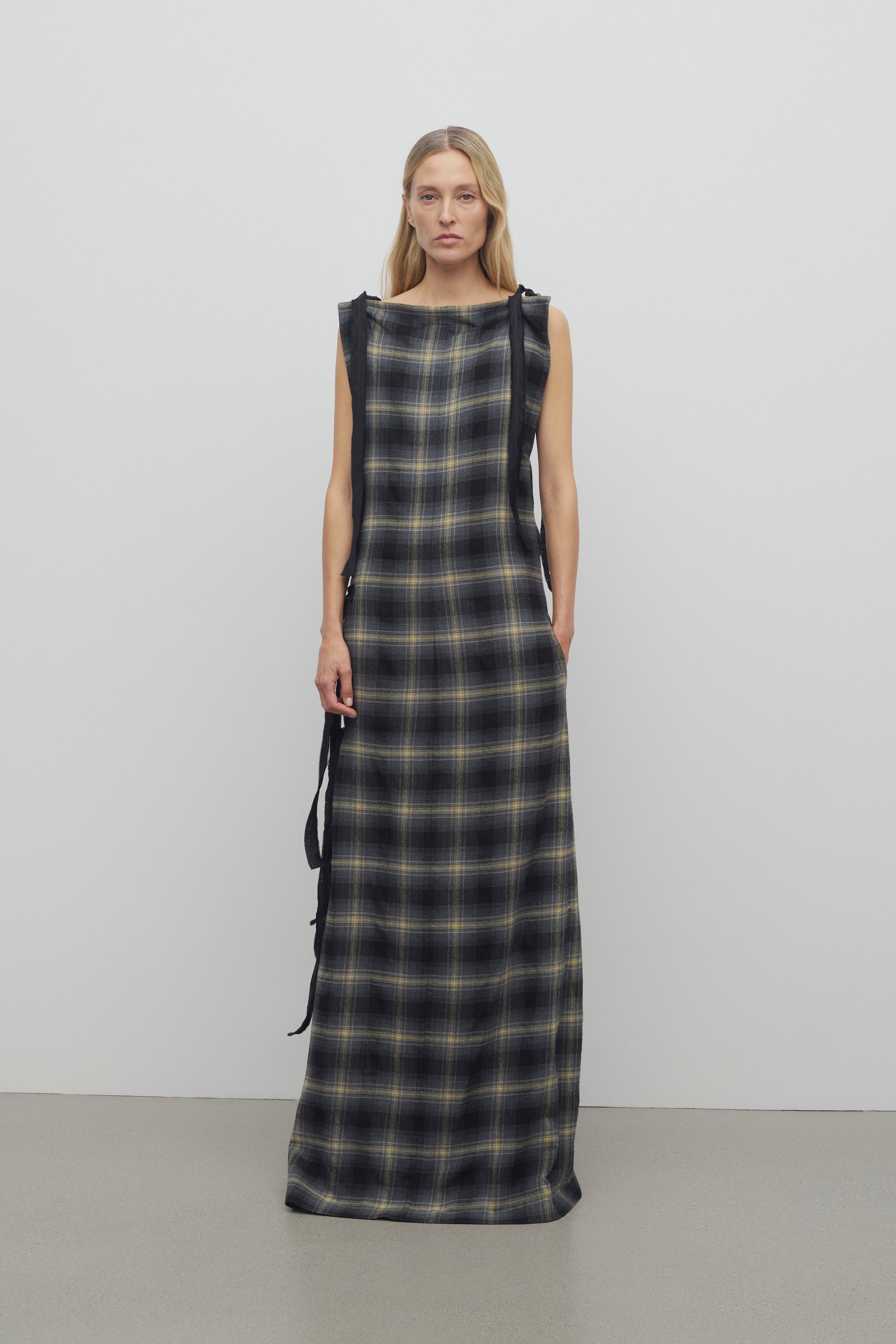 Dom Dress in Virgin Wool、mySite、aoinhome