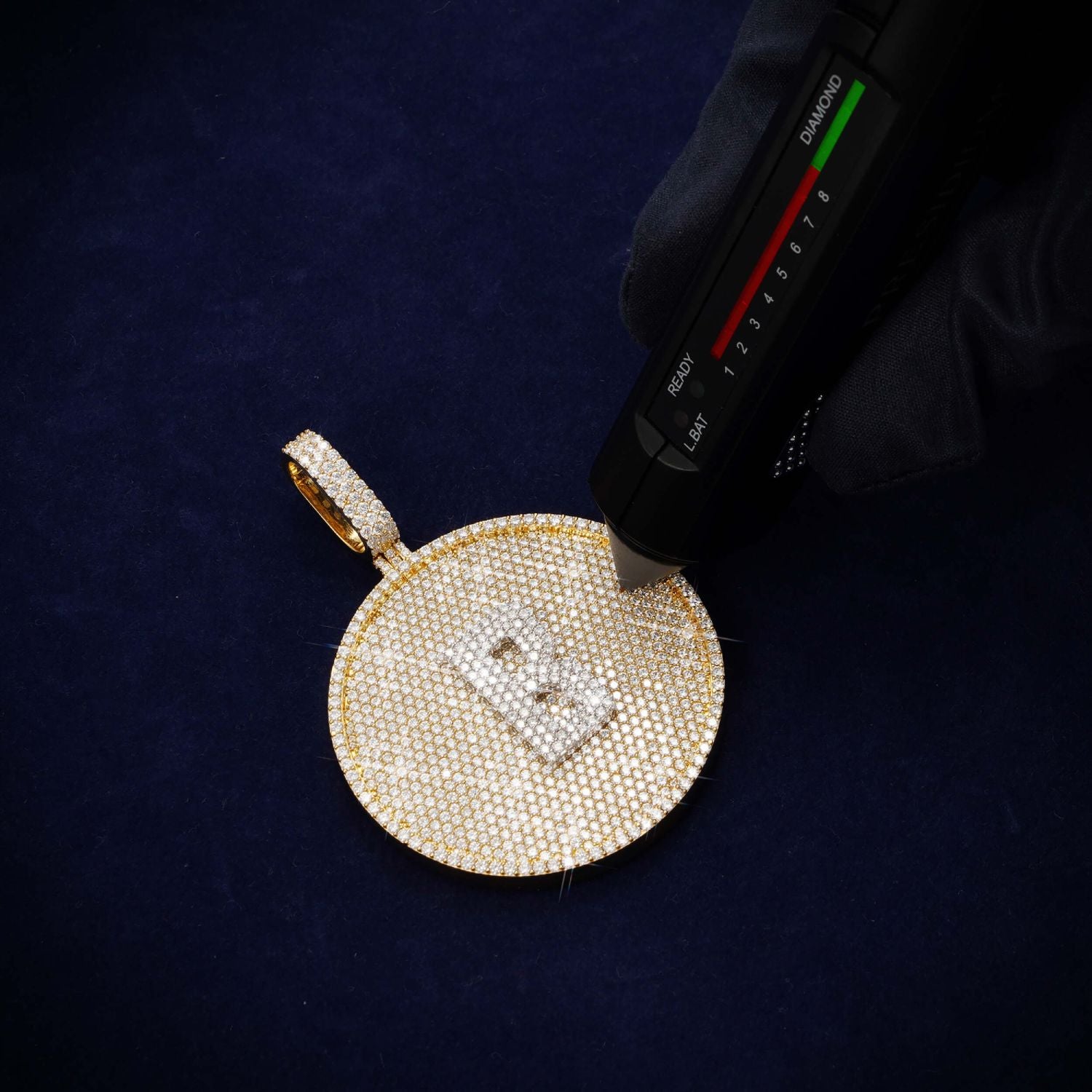 Custom B Moissanite Circle Pendant 14K Gold、mySite、hinf8tx79