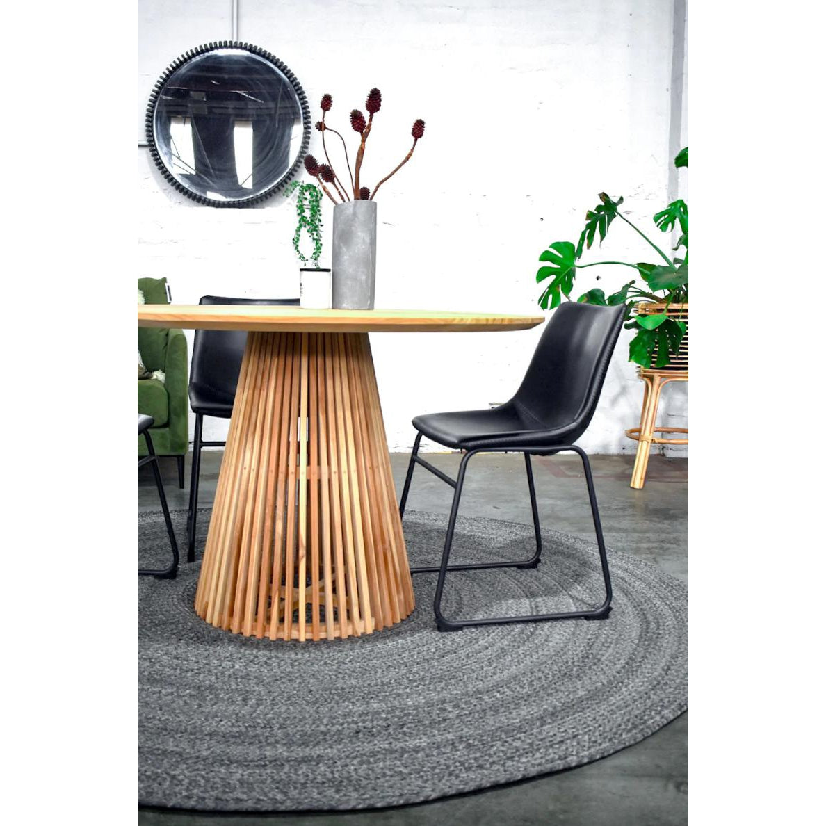 Braided Round Midnight Area Rug、mySite、gigharbornorthrealestate