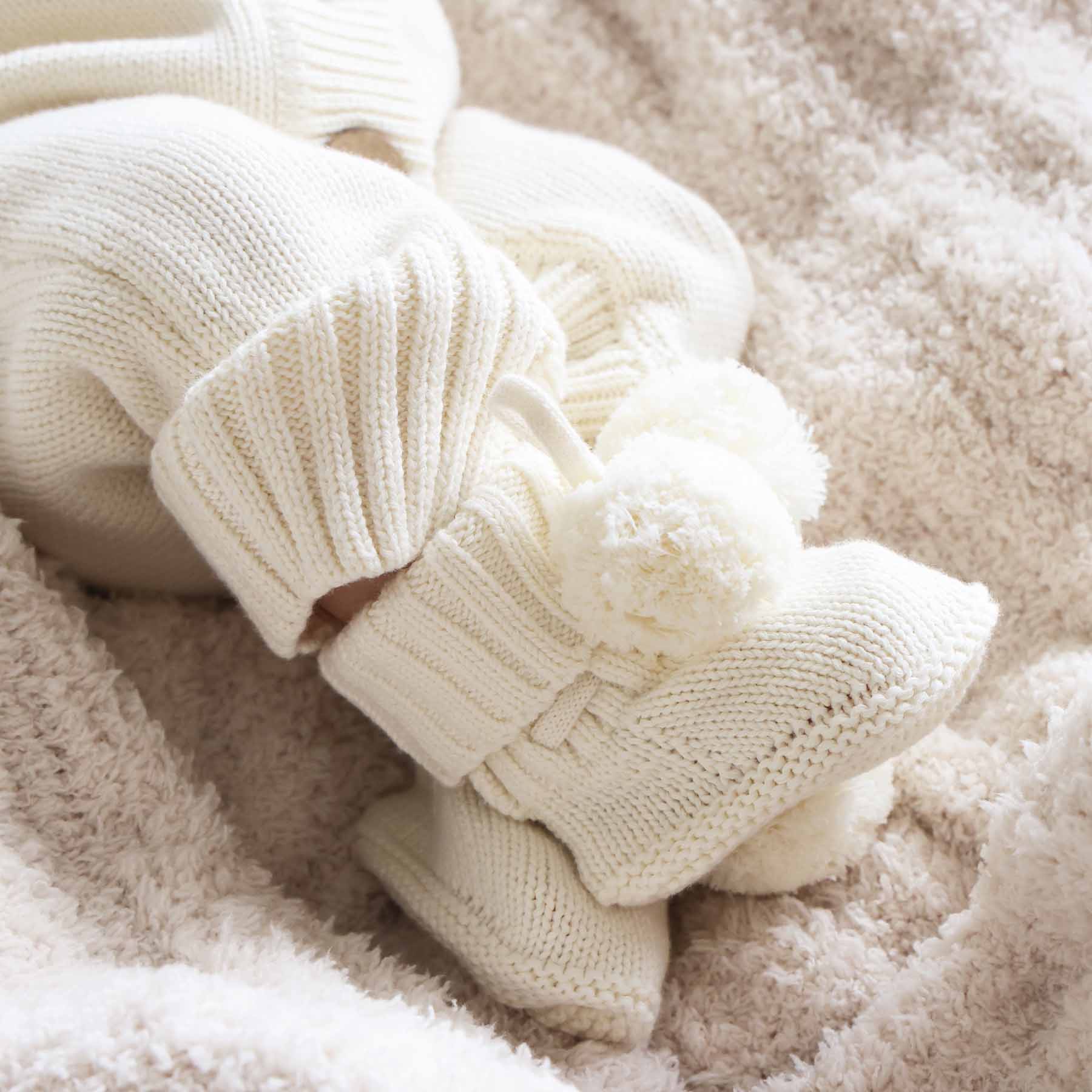  Knit Pom Pom Baby Booties | Ivory、mySite、layawaytickets