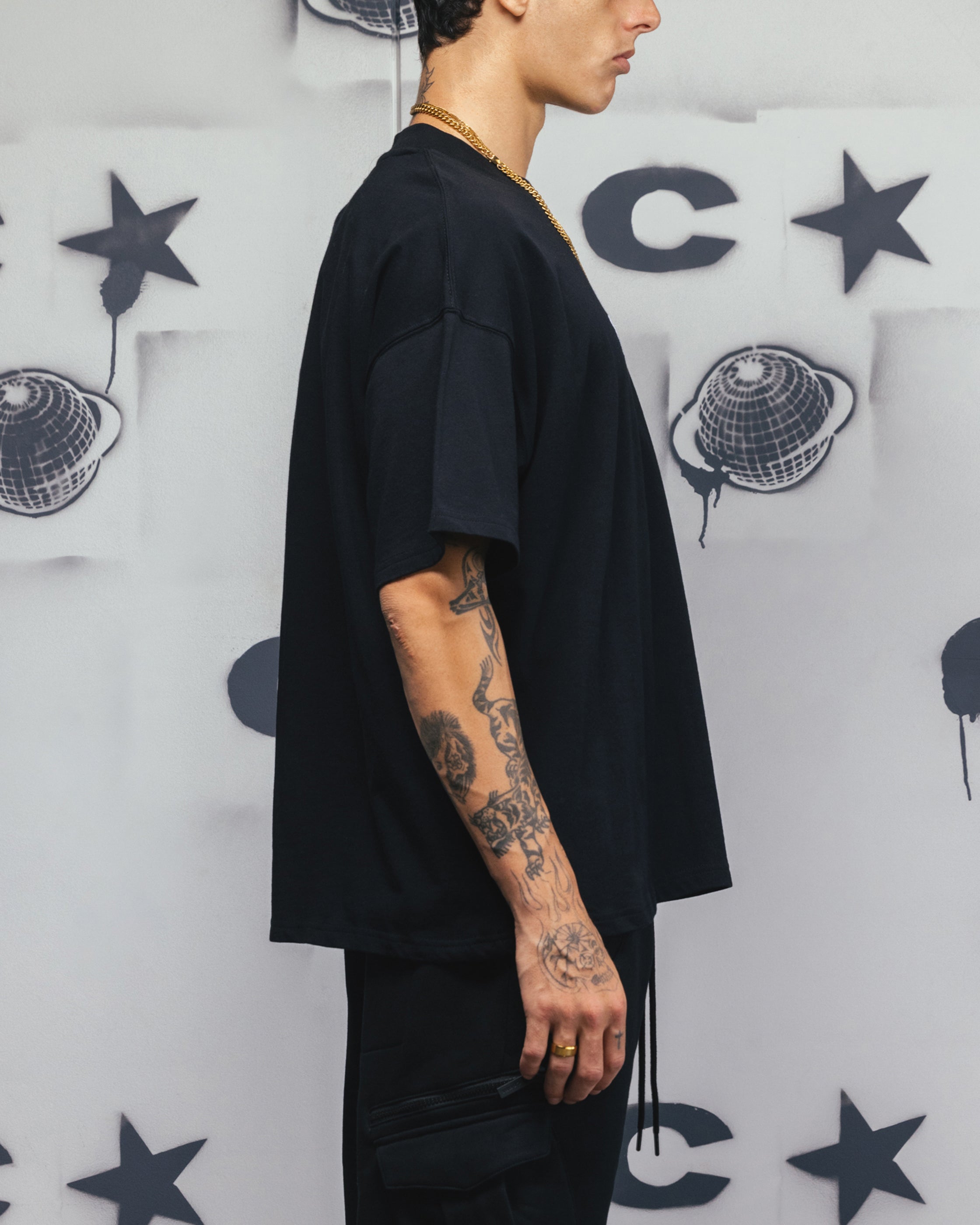 Carre Embroidered Graffiti T-Shirt Black、mySite、zt4zffjzw