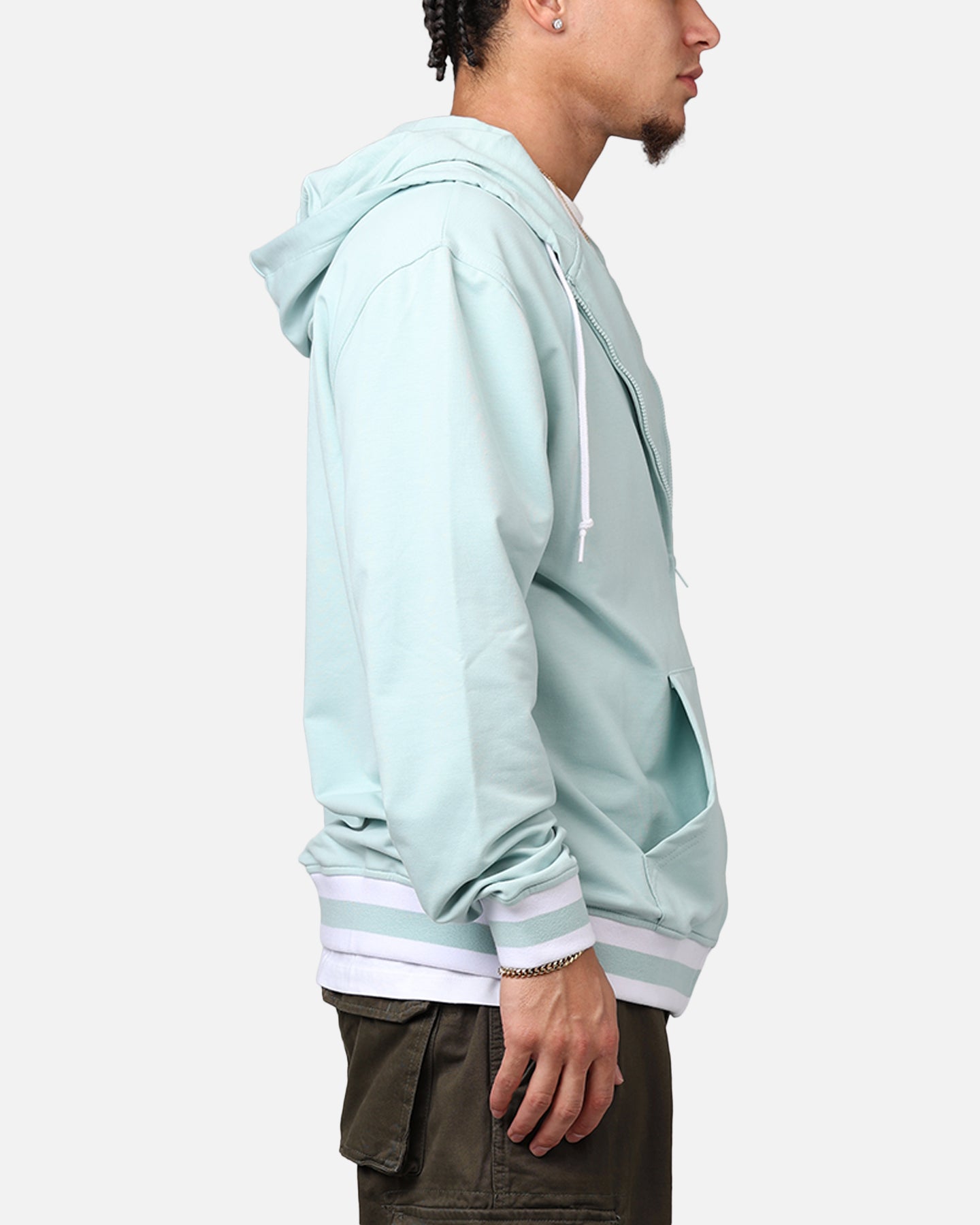 {product_title} - {shop_name}