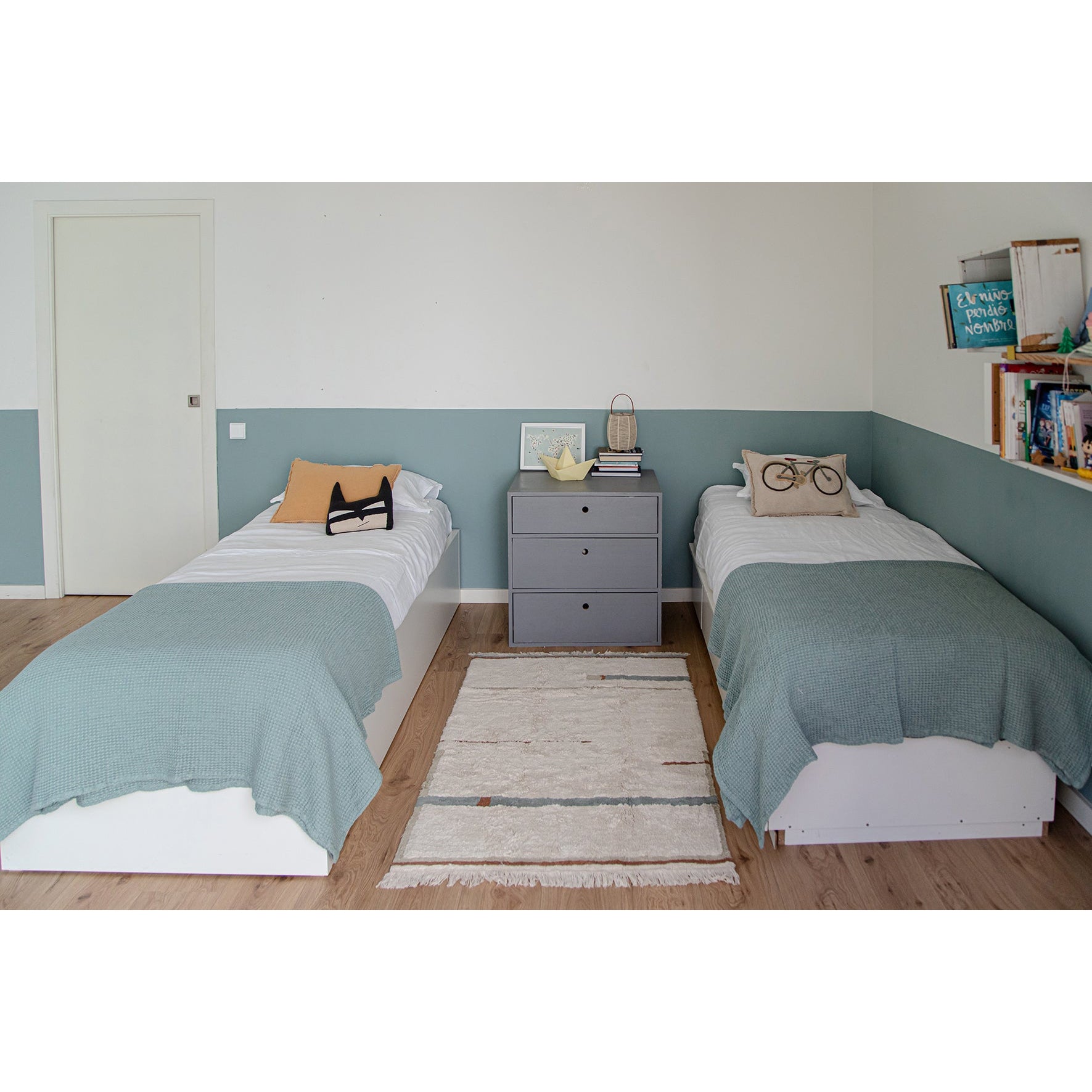 Eco-City Lanes Vintage Blue Washable Area Rug、mySite、gigharbornorthrealestate