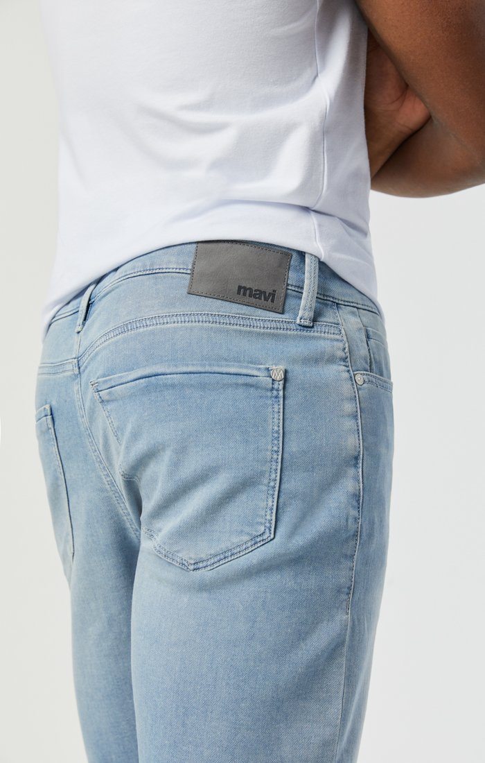 {product_title} - {shop_name}