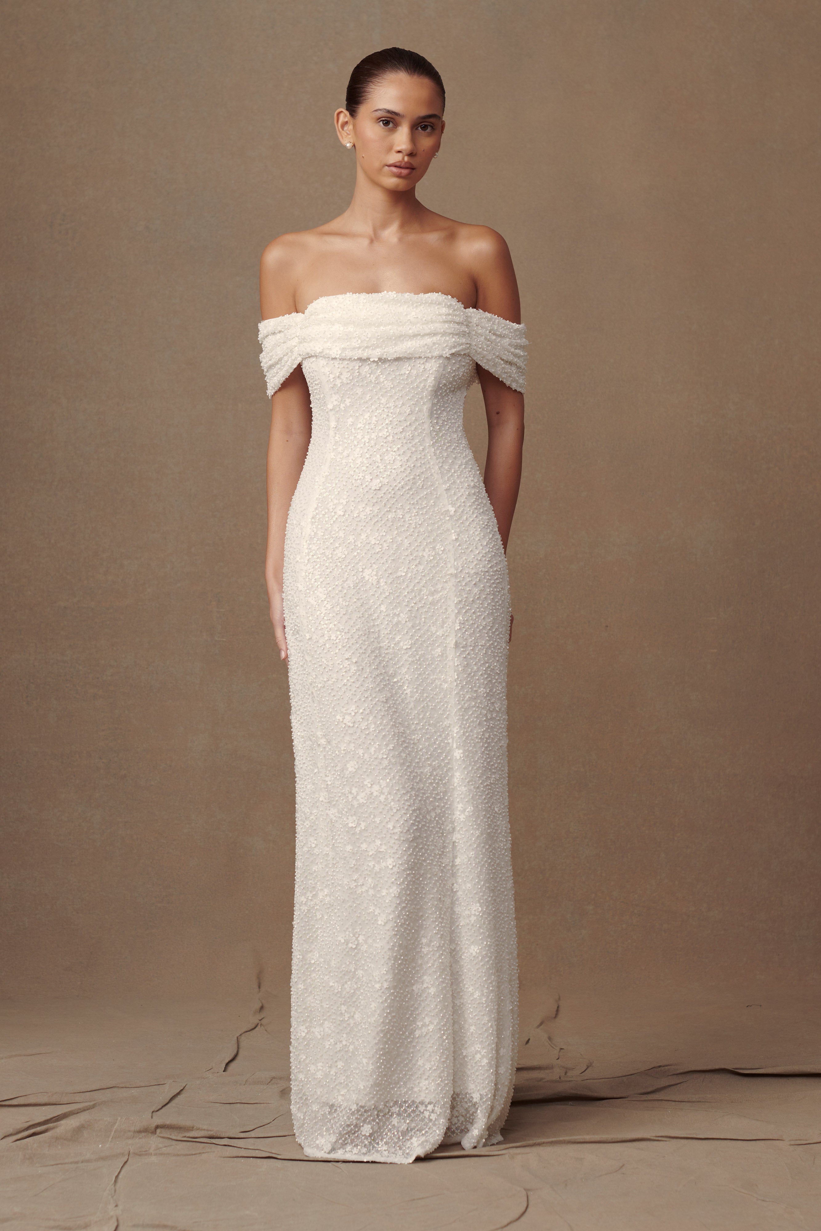 Priyanka Daisy Beaded Off Shoulder Wedding Gown - White、mySite、solidvoid
