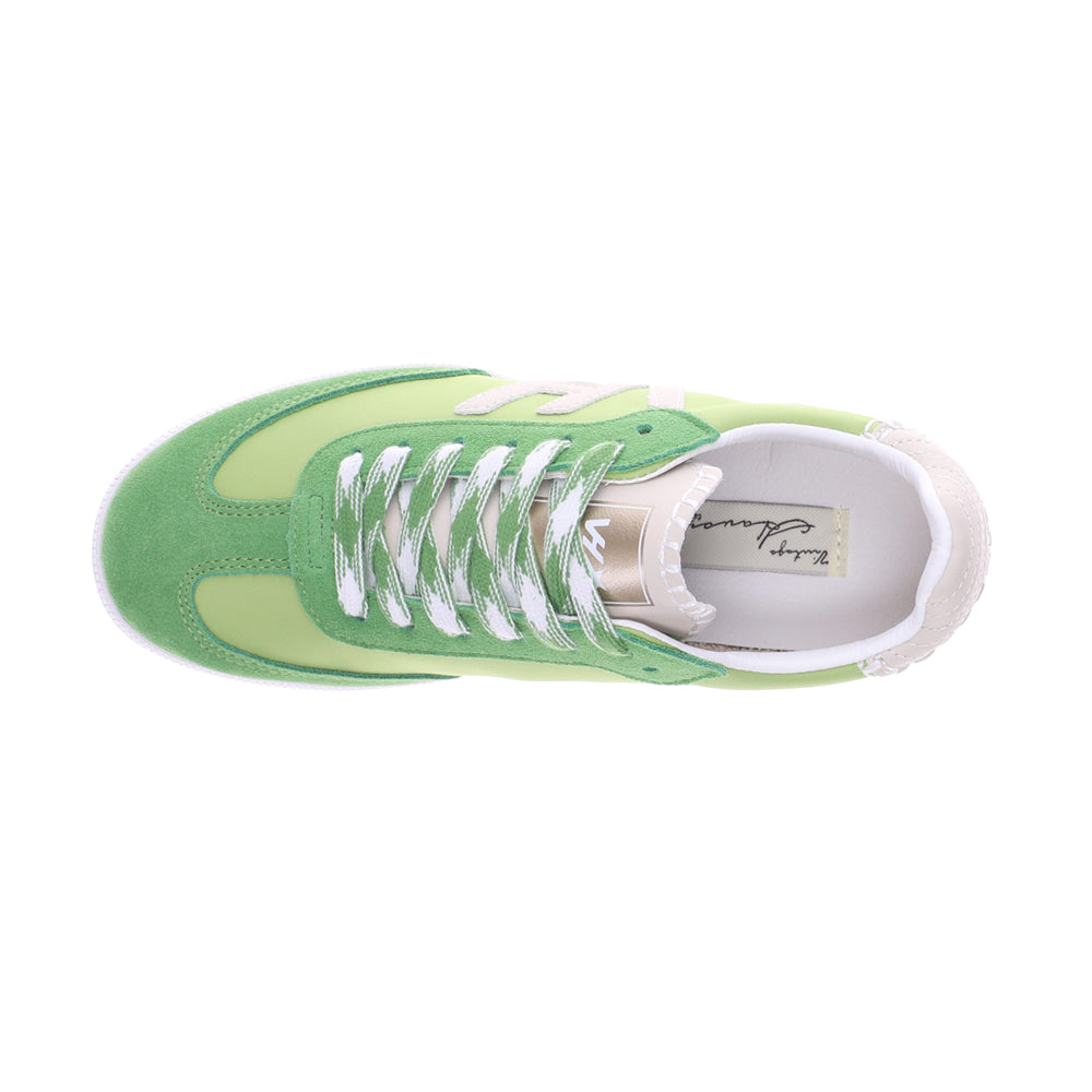 Crisp Lace Up Sneakers、mySite、gtrtttuynbv