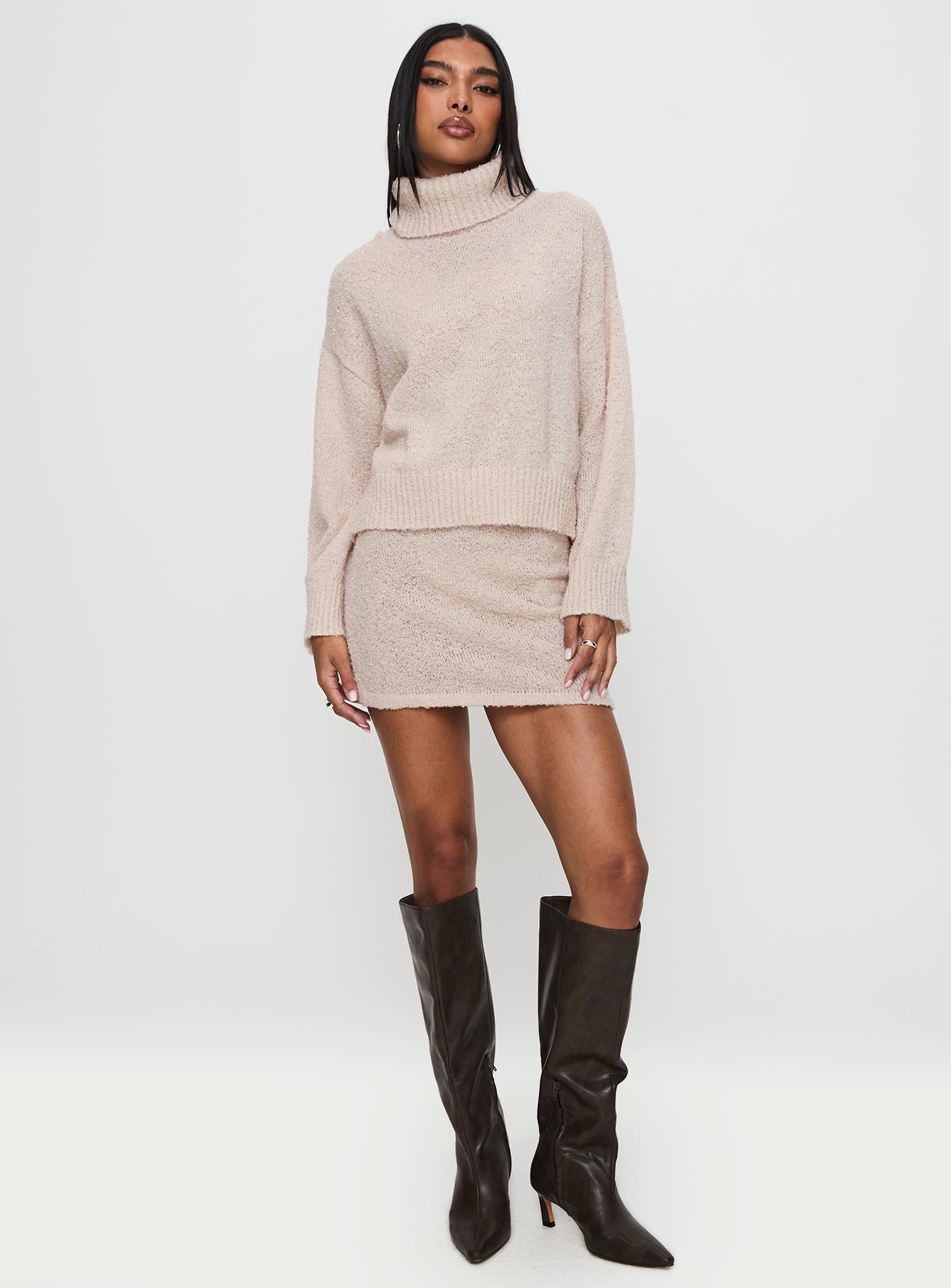 Isavella Set Beige、mySite、solidvoid