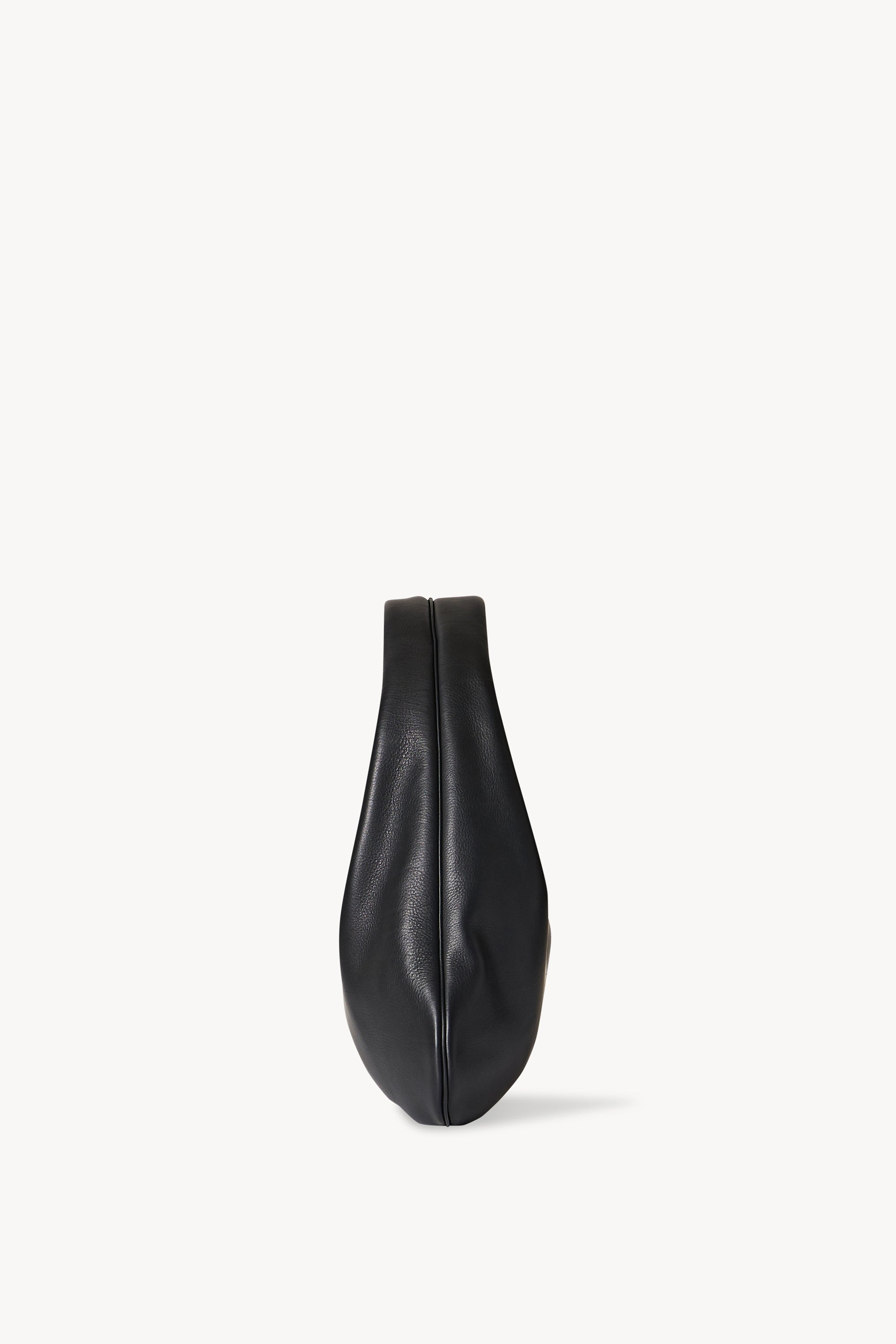 Small Everyday Shoulder Bag in Leather、mySite、aoinhome