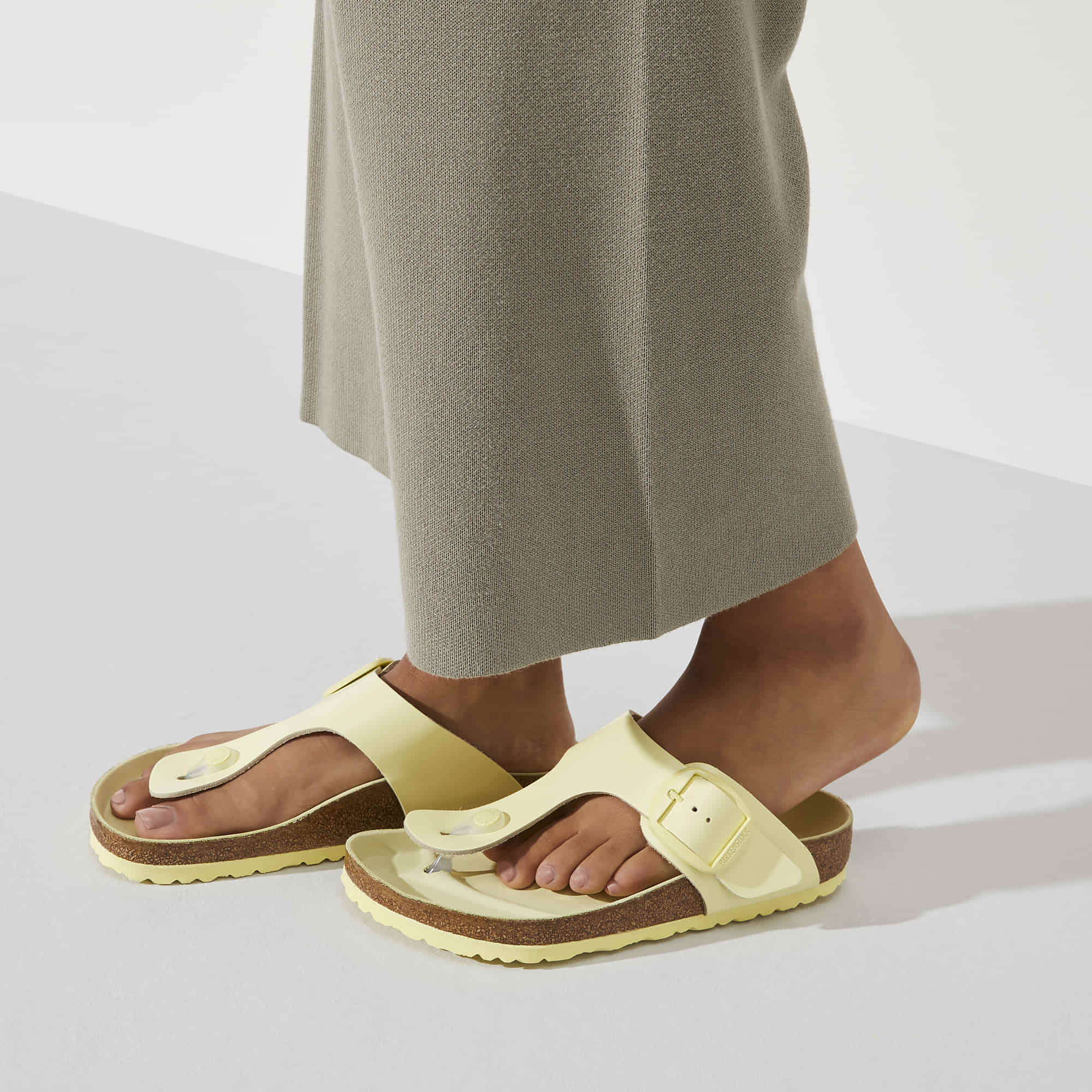 Gizeh Big Buckle Natural Leather Patent、mySite、gtrtttuynbv