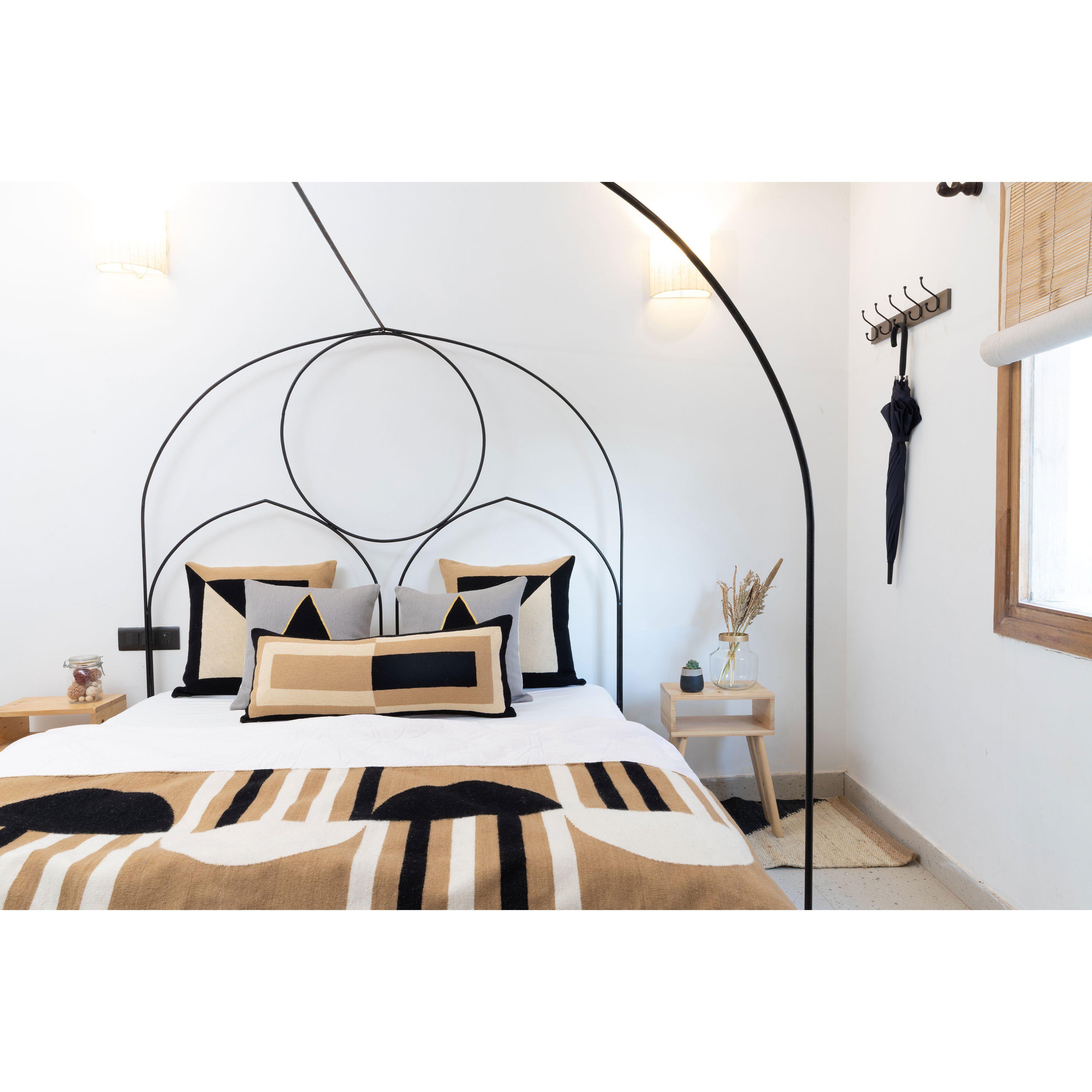 Marianne Rectangle Pillow Black、mySite、gigharbornorthrealestate