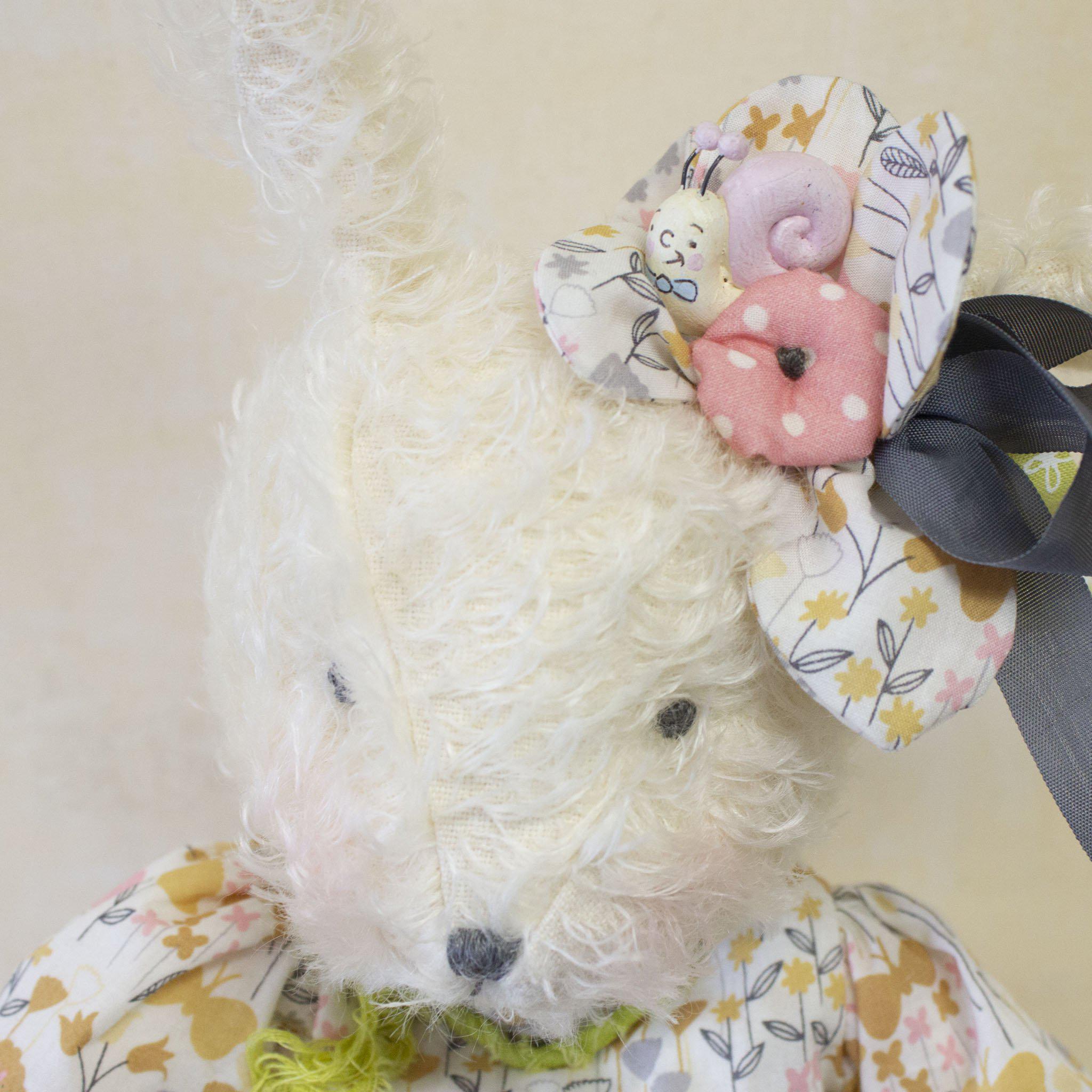 RETIRED - Hutch Studio - Miss Garden Delight - One Of A Kind Bunny、mySite、g9winljtr