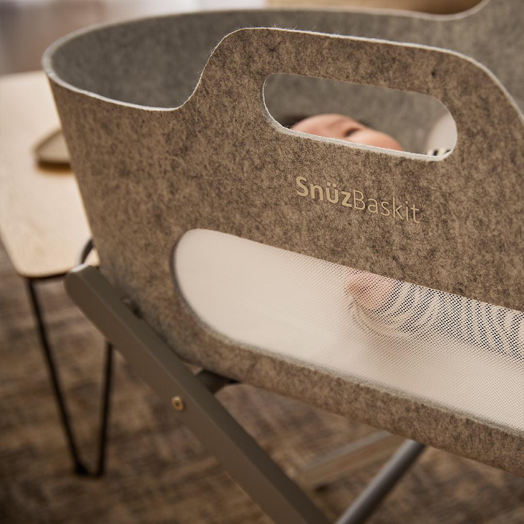  SnuzBaskit Moses Basket + Stand Set - Dove Grey/Light Grey、mySite、merchandisen