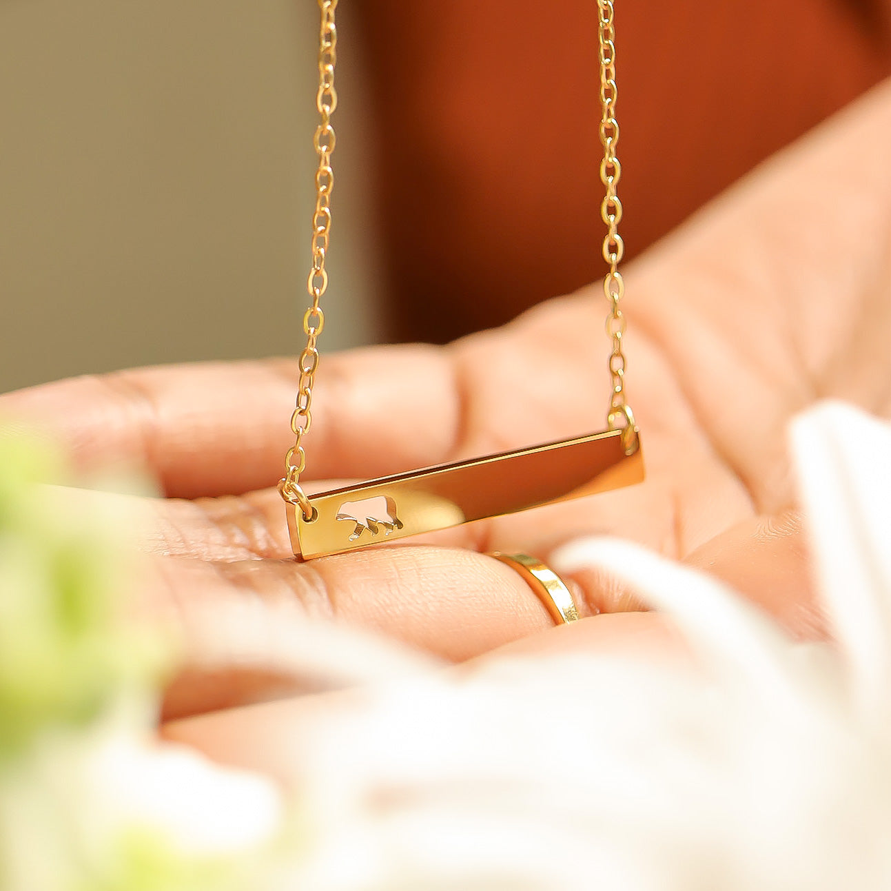 18K Gold PVD Stainless Steel Mama Bear Horizontal Bar Necklace / SBB0148、mySite、dreamappss