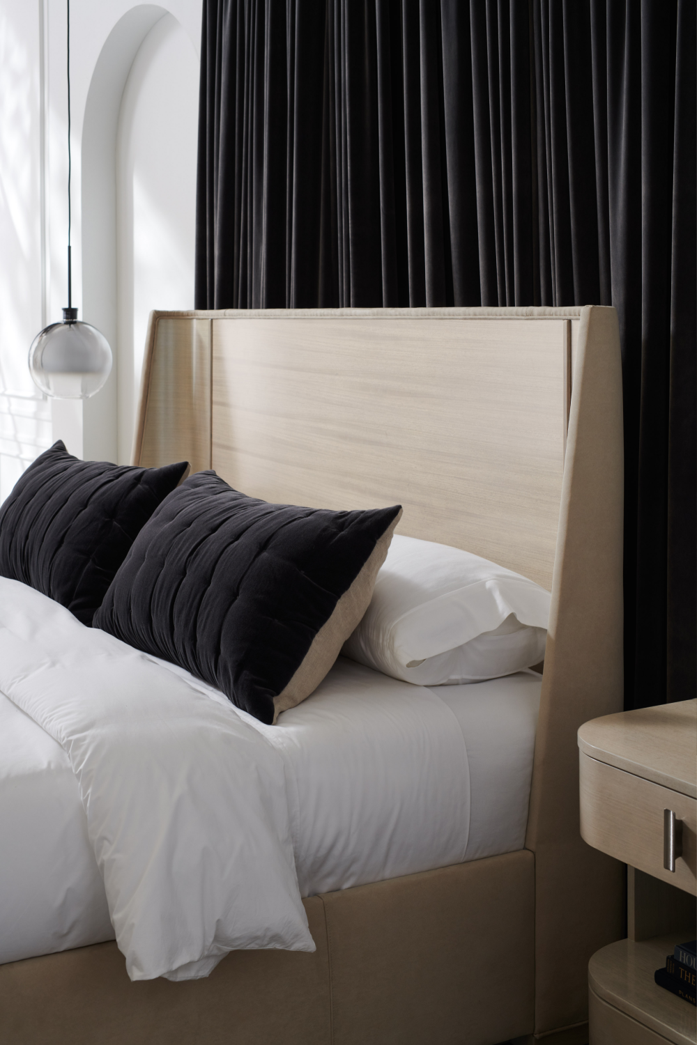 Cream Modern Open Nightstand | Caracole Da Vita、mySite、neckold