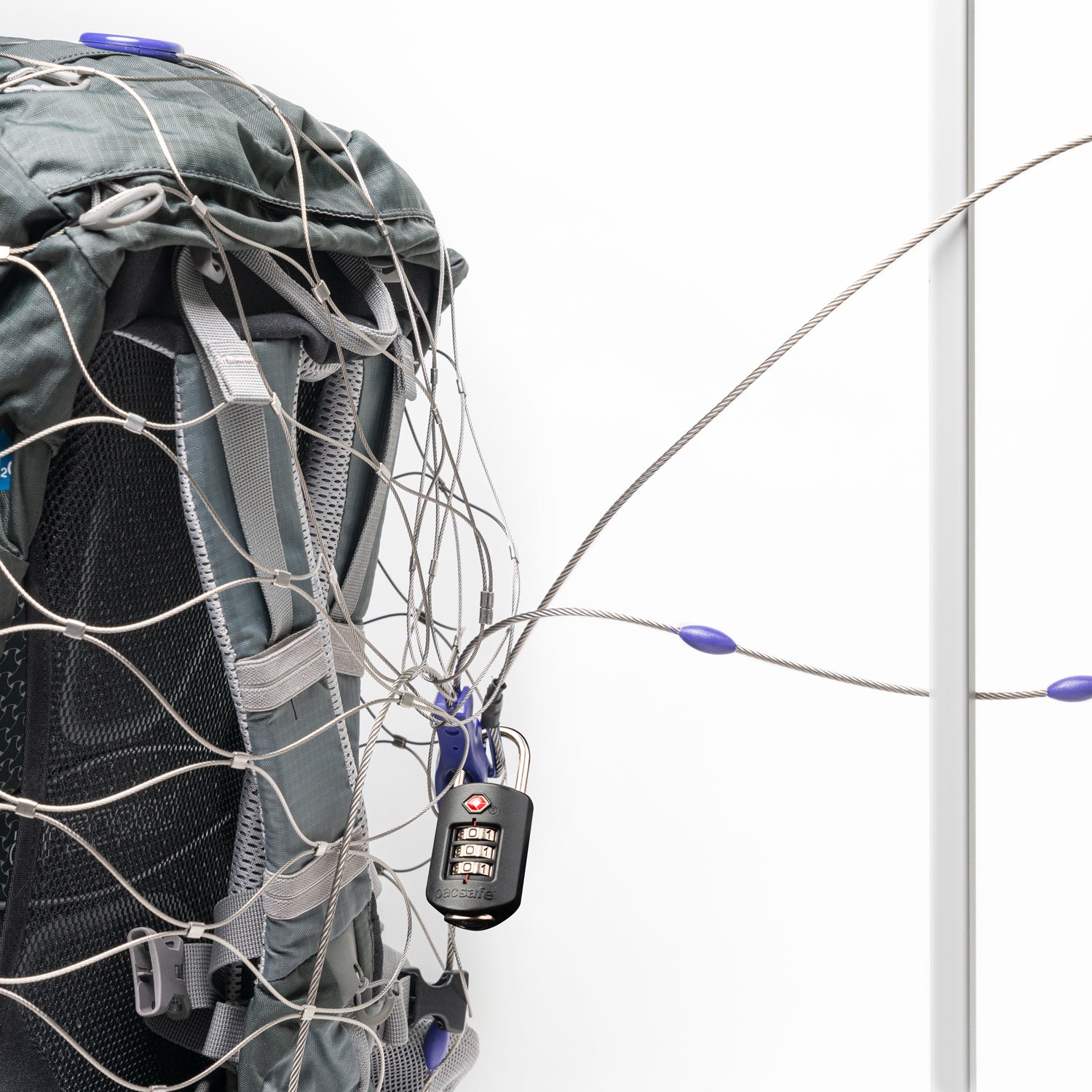 Pacsafe® 120L anti-theft backpack & bag protector、mySite、garagedoors4me