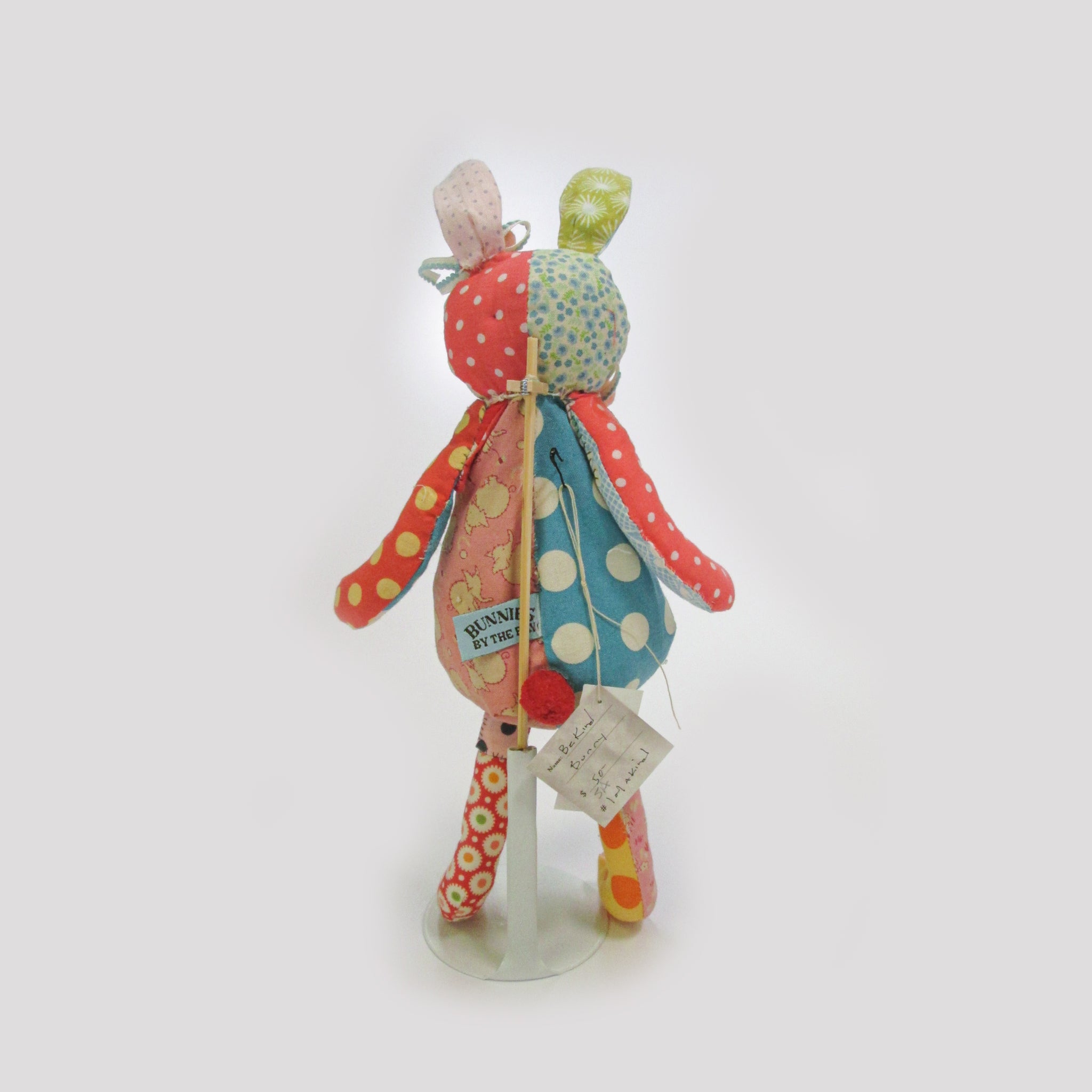 RETIRED - Hutch Studio - Be Kind Bunny - One Of A Kind Bunny、mySite、g9winljtr