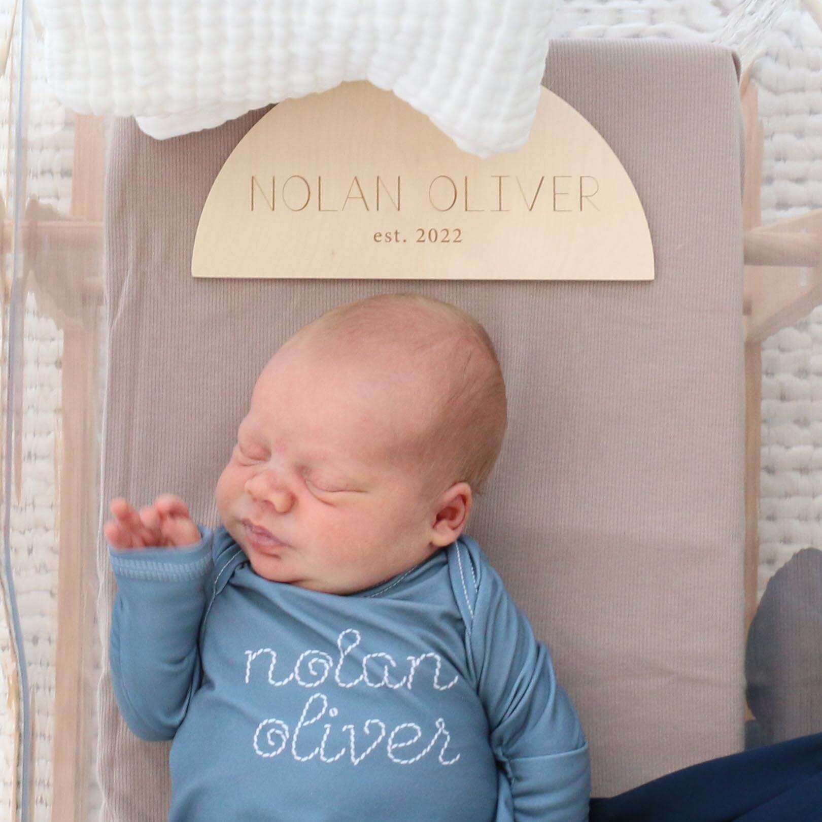  Personalized Stitched Newborn Baby Knot Gown | Ocean Blues、mySite、layawaytickets