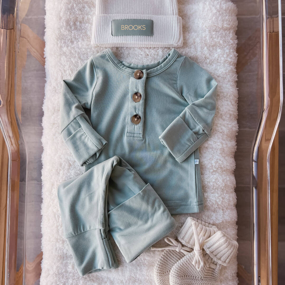  Personalized Leather Patch Beanie | All Colors、mySite、layawaytickets