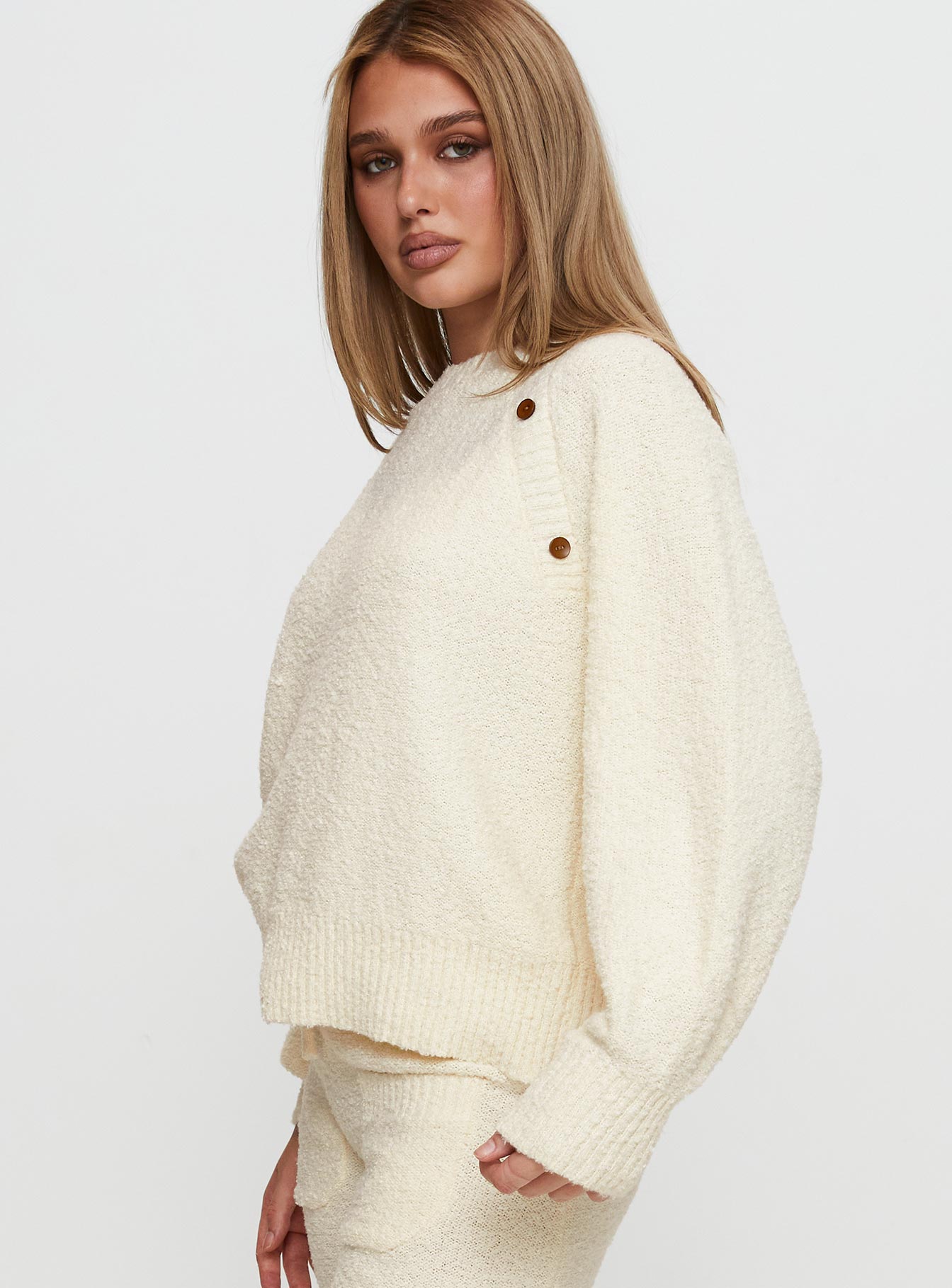 Susi Fluffy Knit Sweater Ivory、mySite、solidvoid