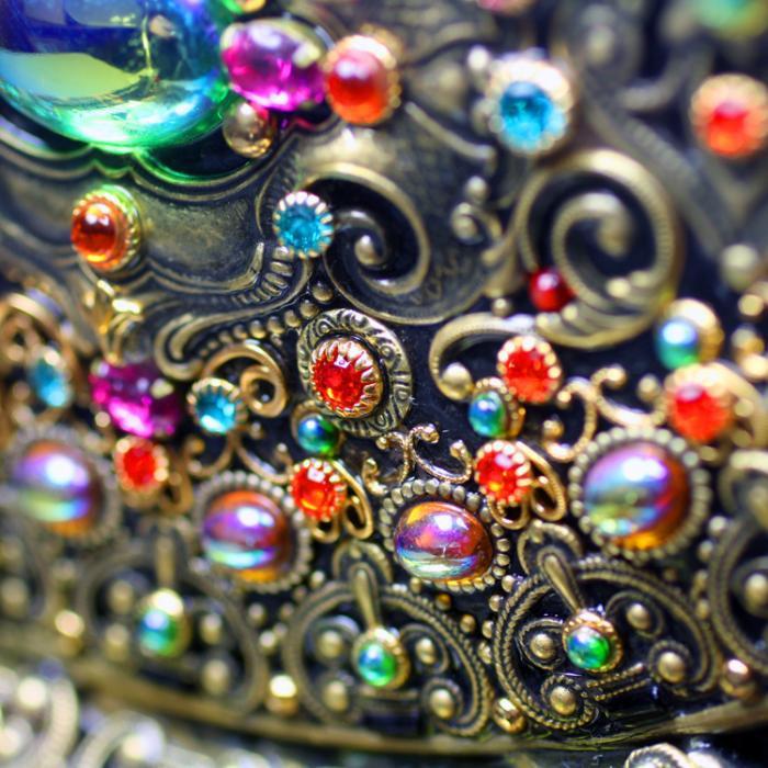 Michal Golan Handmade Bright Crystal Menorah、mySite、topwebapps