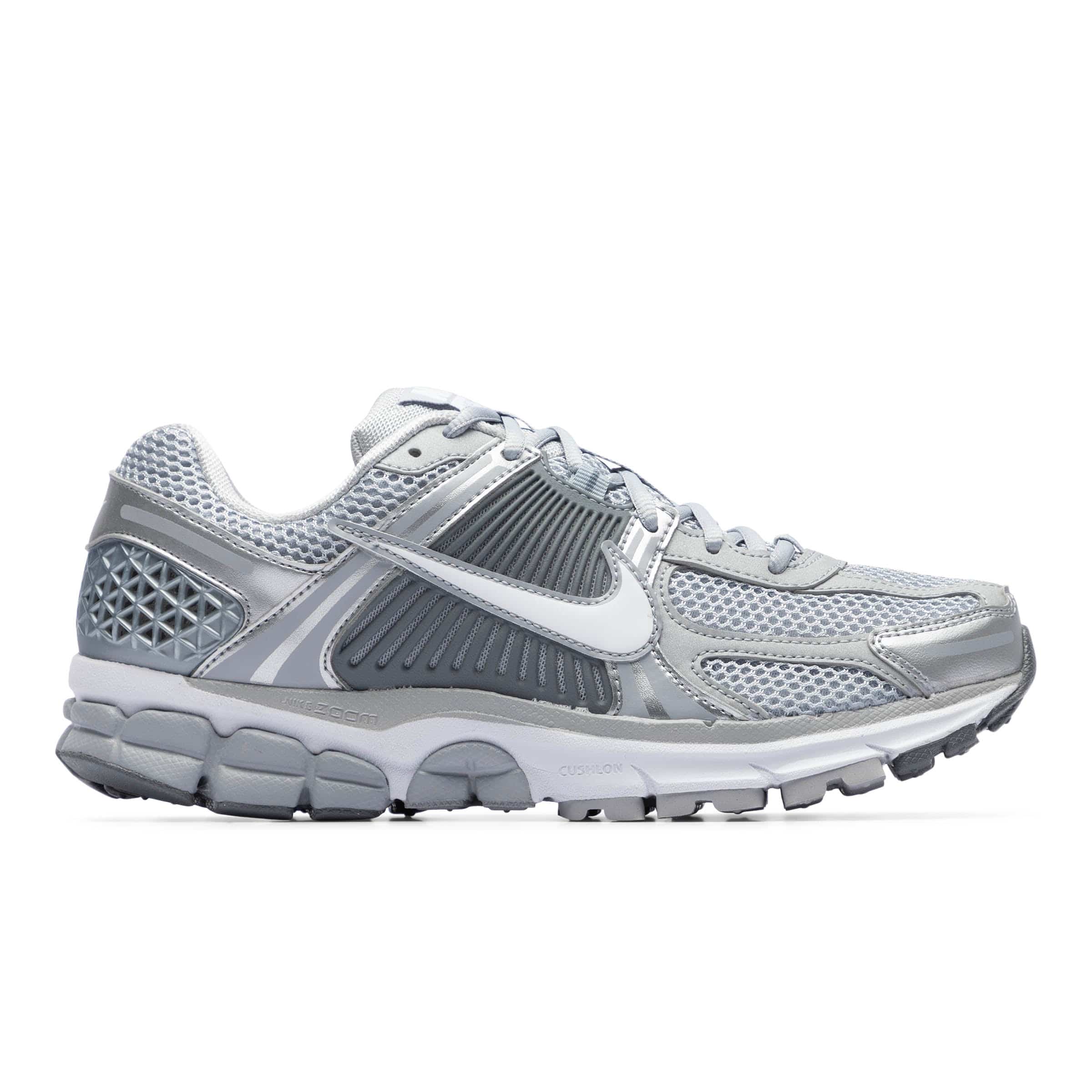 NIKE ZOOM VOMERO 5、mySite、zt4zffjzw