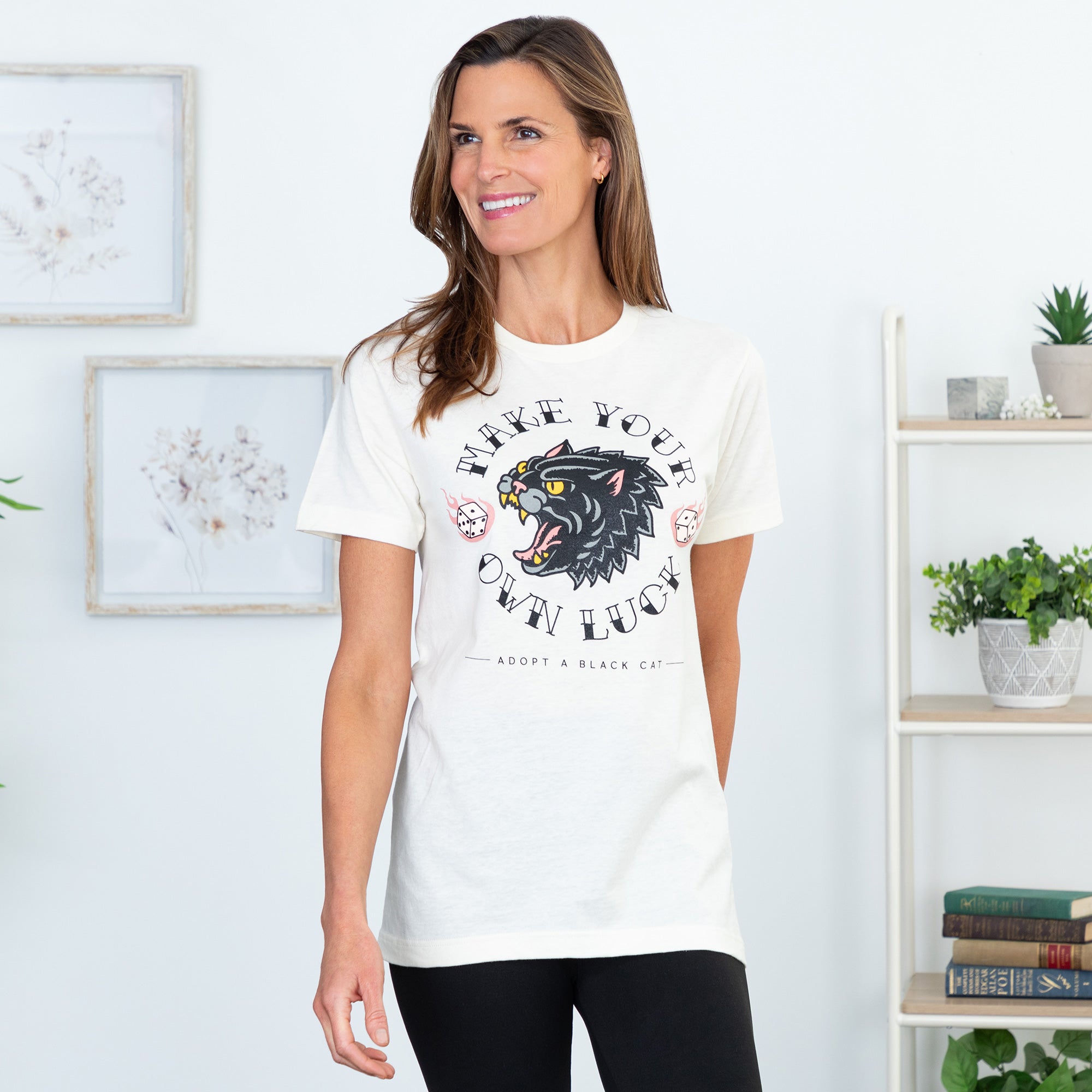 Lucky Black Cat T-Shirt、mySite、camillekostekn