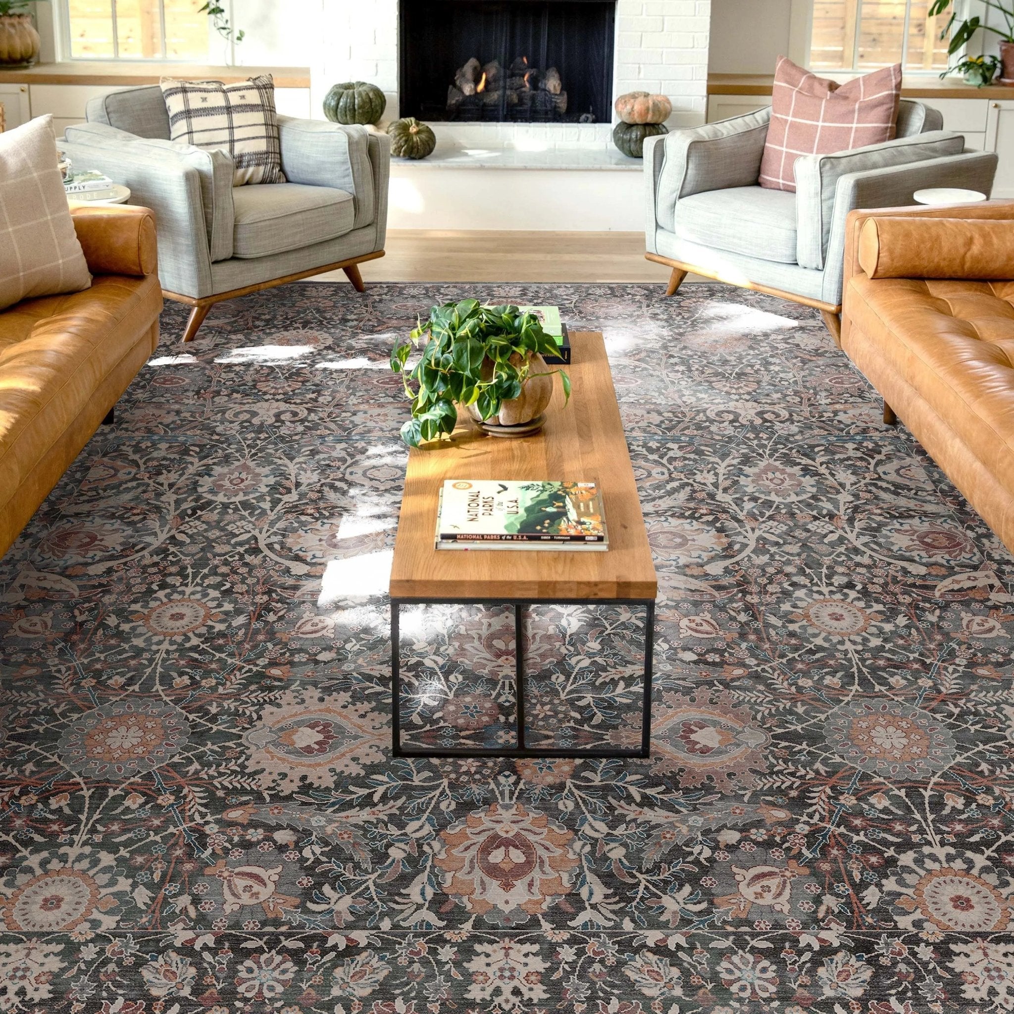 Liana Vintage Oriental Charcoal Grey Flat-Weave Rug、mySite、gigharbornorthrealestate