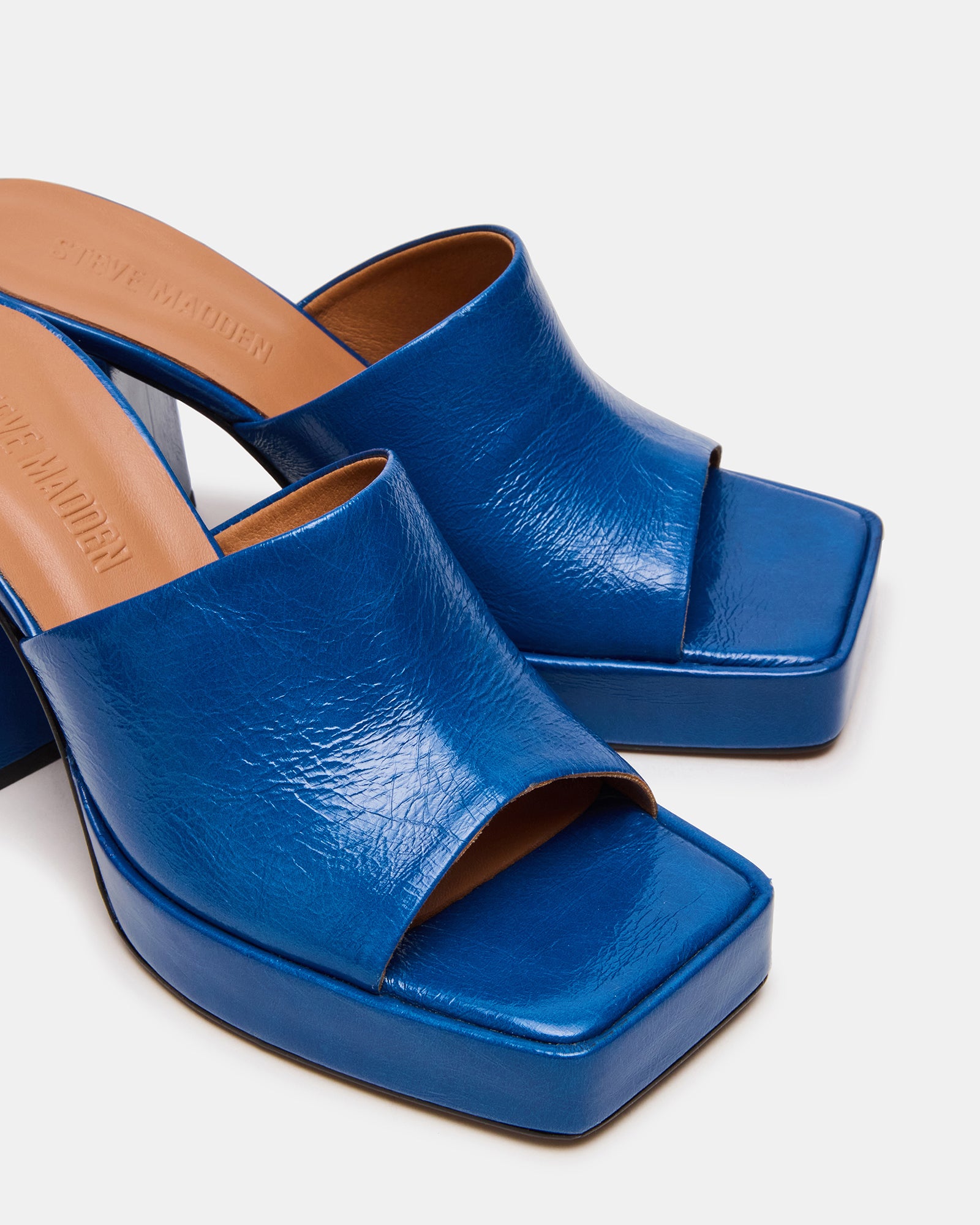 PIPPA BLUE PATENT、mySite、gtrtttuynbv