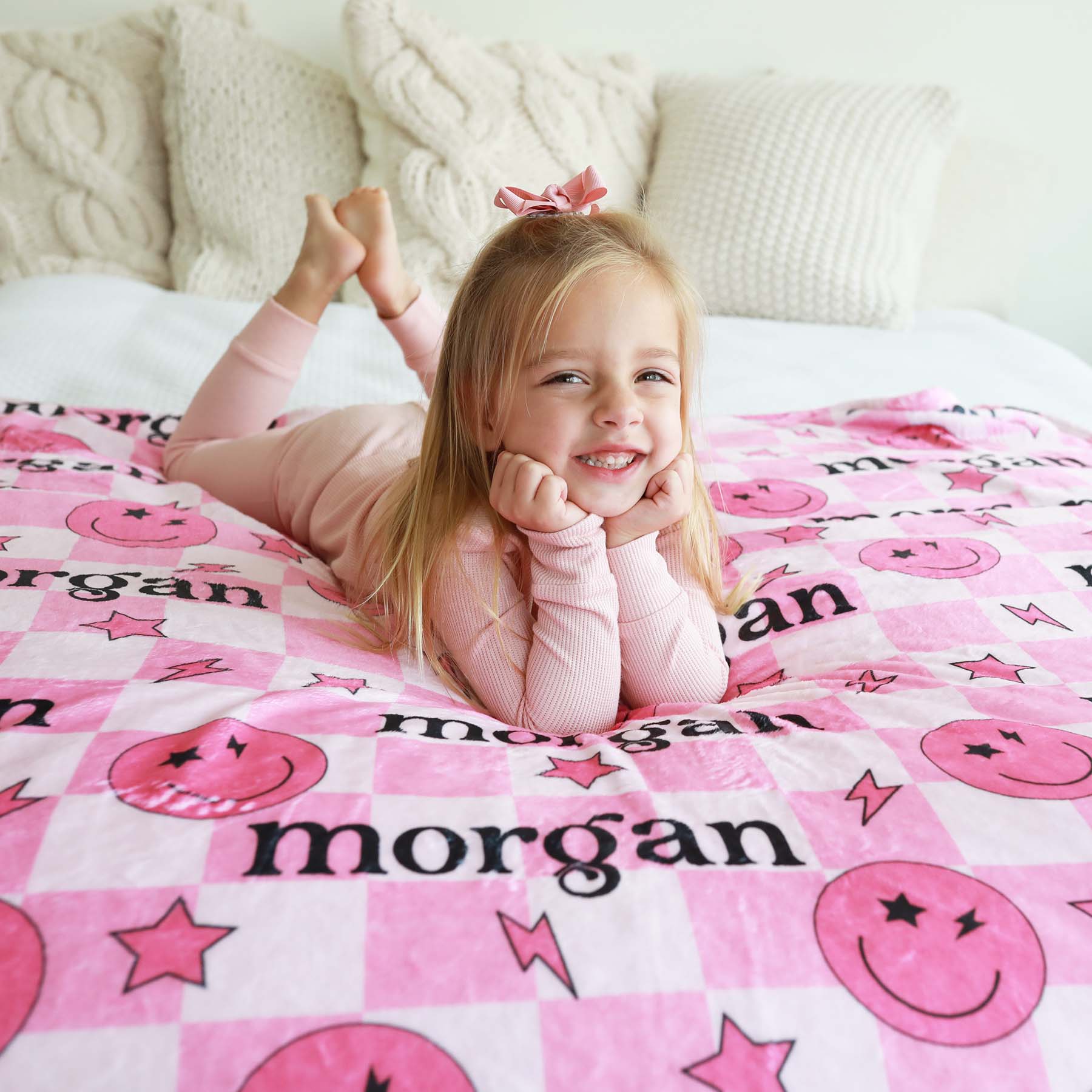  Smiley Face Check Personalized Kids Blanket | Pink、mySite、layawaytickets