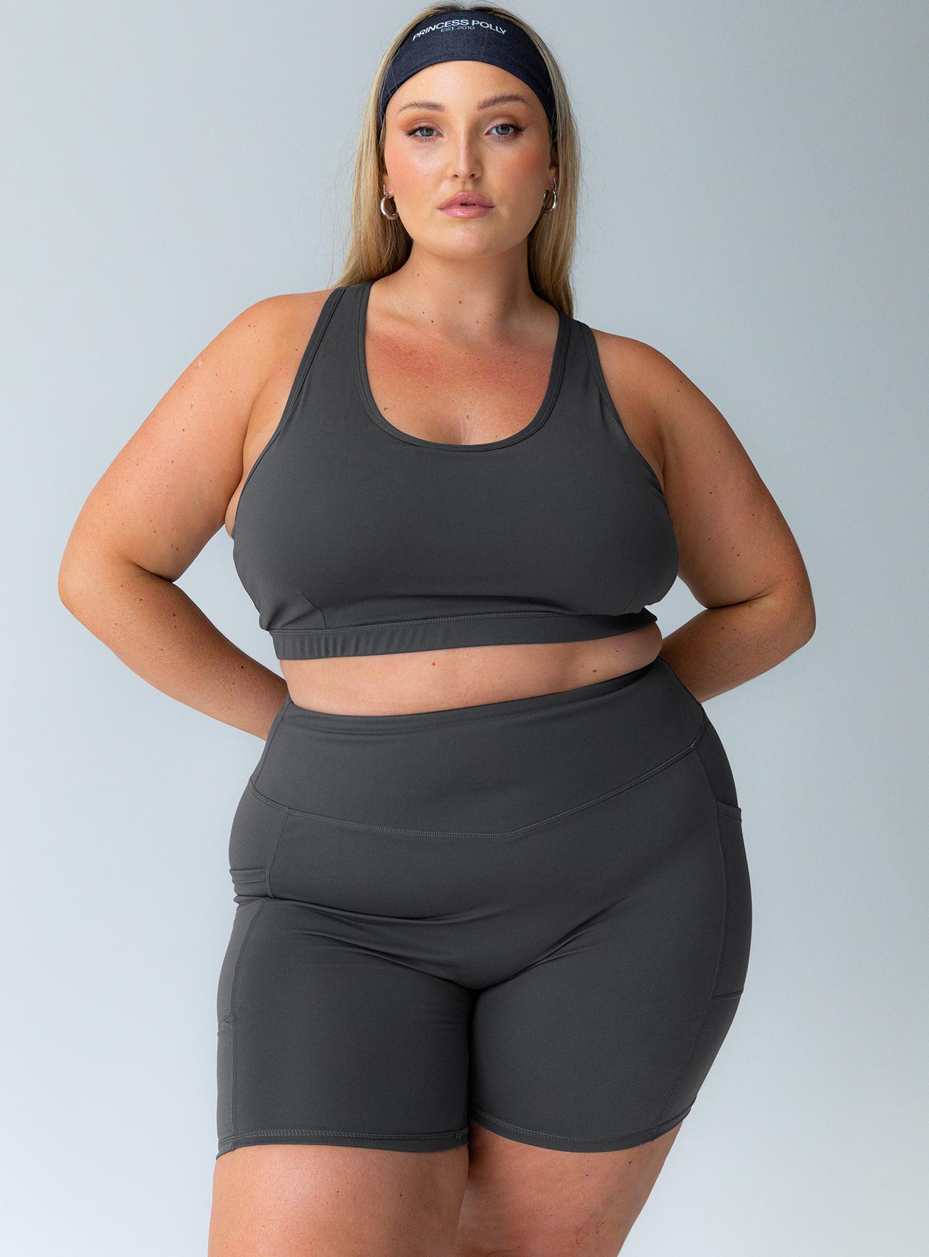 Conquer Activewear Shorts Grey Curve、mySite、solidvoid