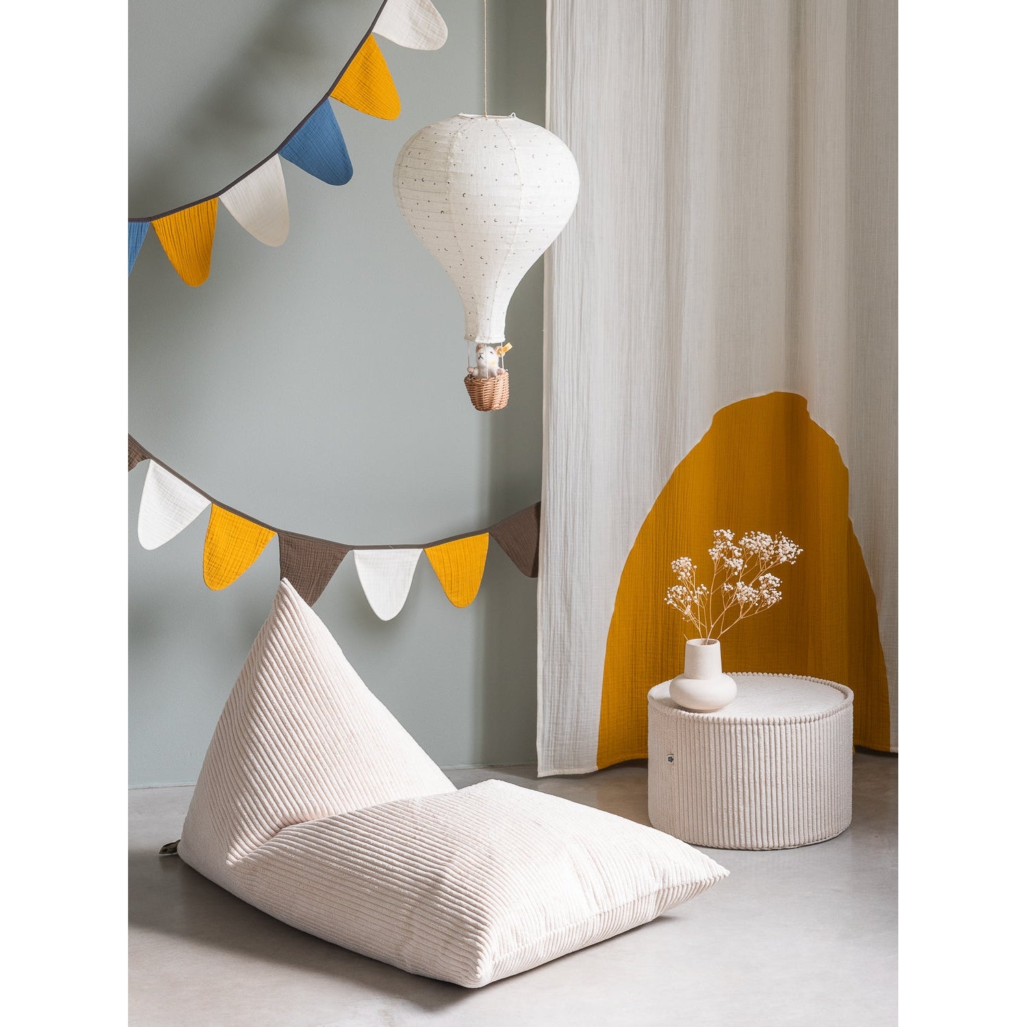 Marshmallow Big Lounger、mySite、gigharbornorthrealestate